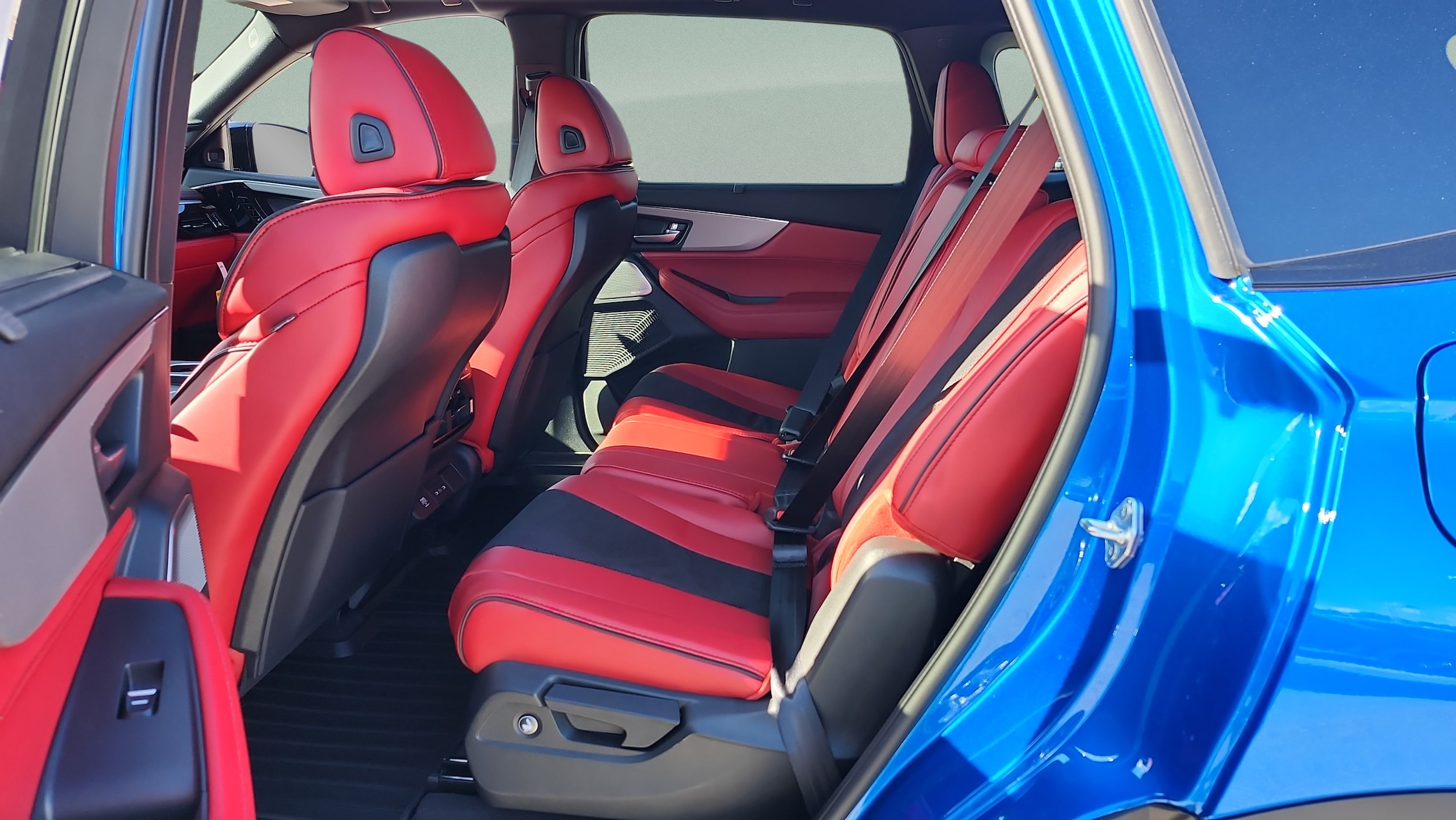 2026 Acura MDX A-Spec Package - Photo 13