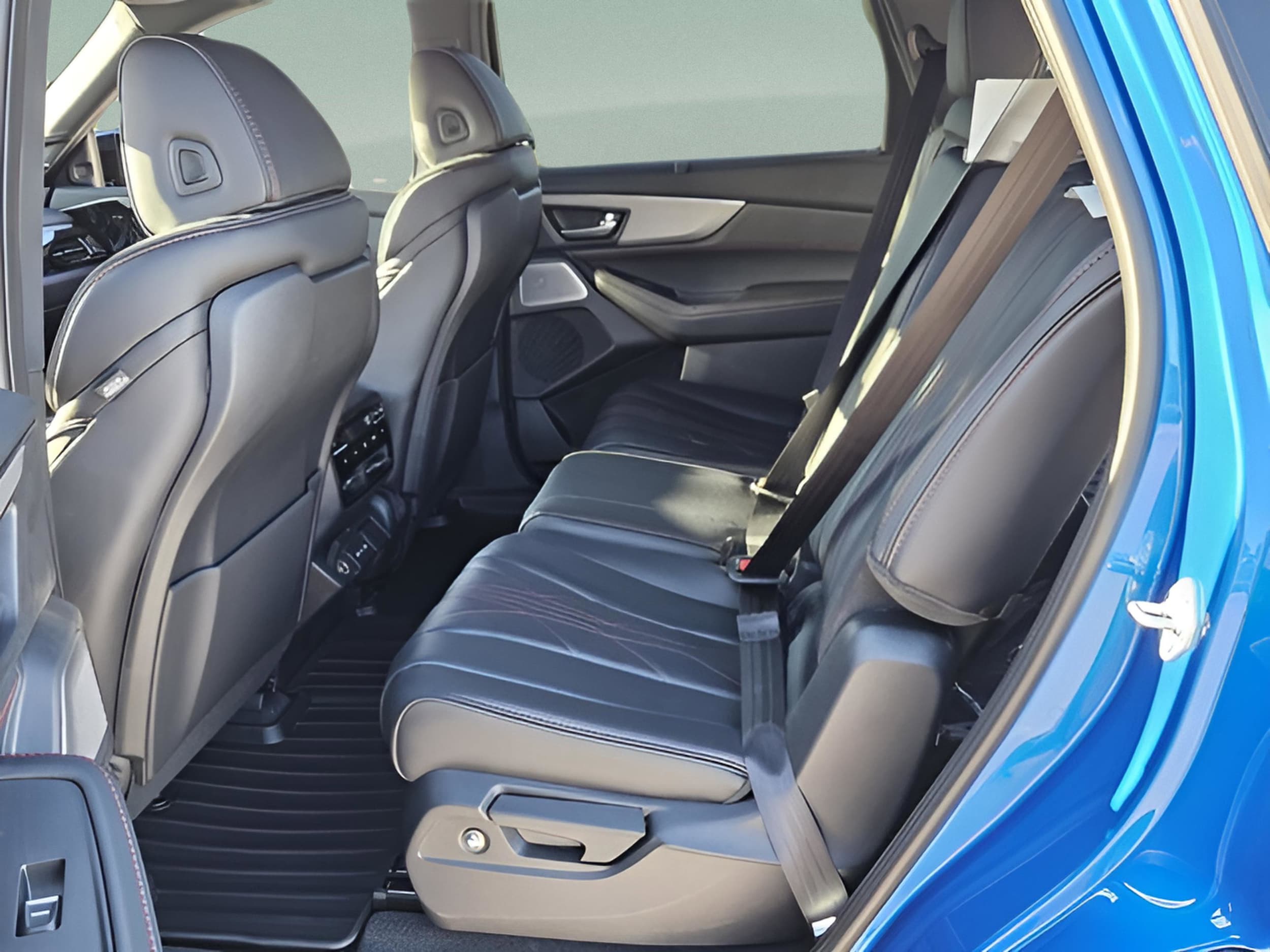 2026 Acura MDX A-spec w/Advance Package - Photo 13