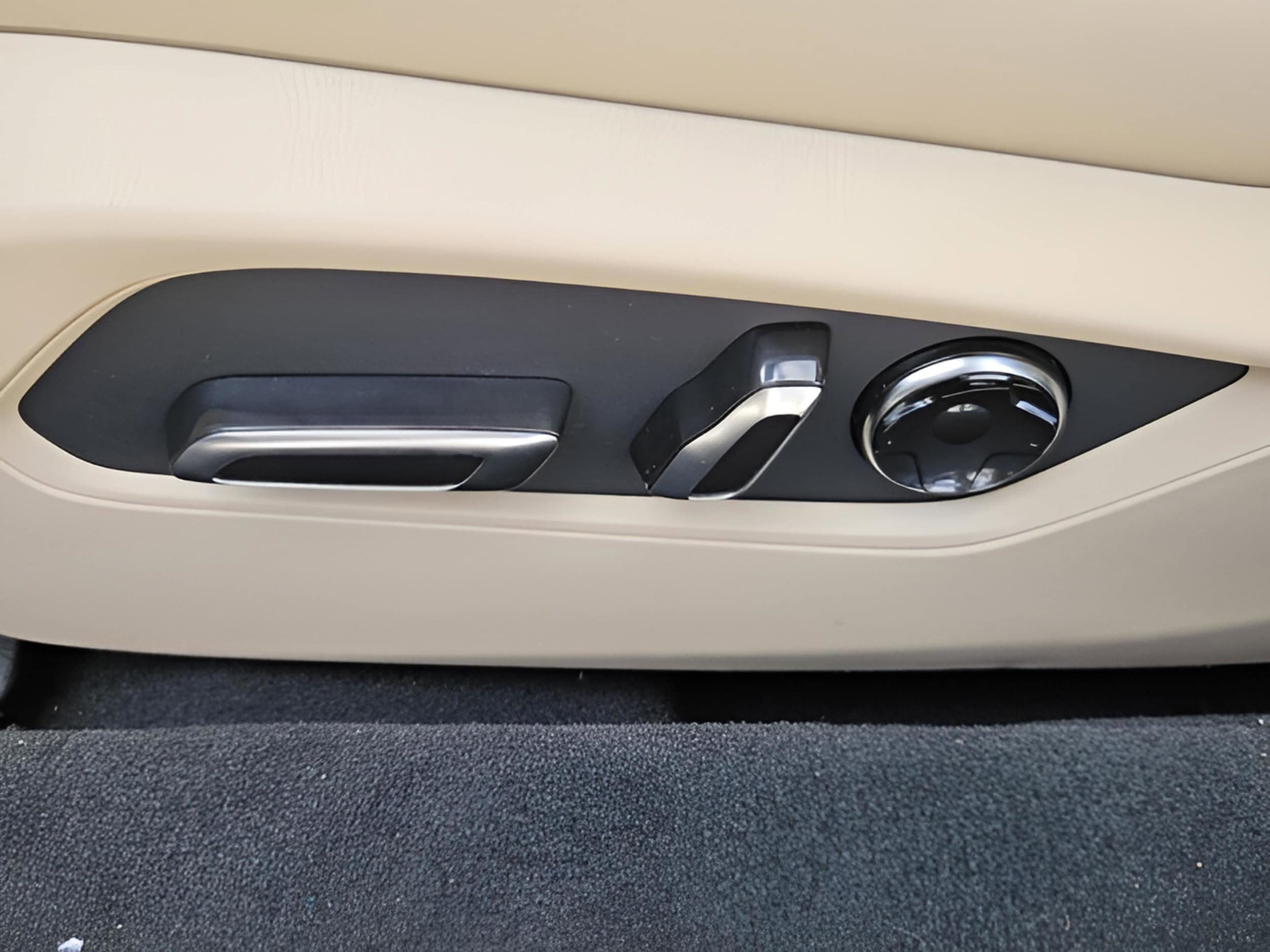 2025 Acura TLX Technology Package - Photo 11