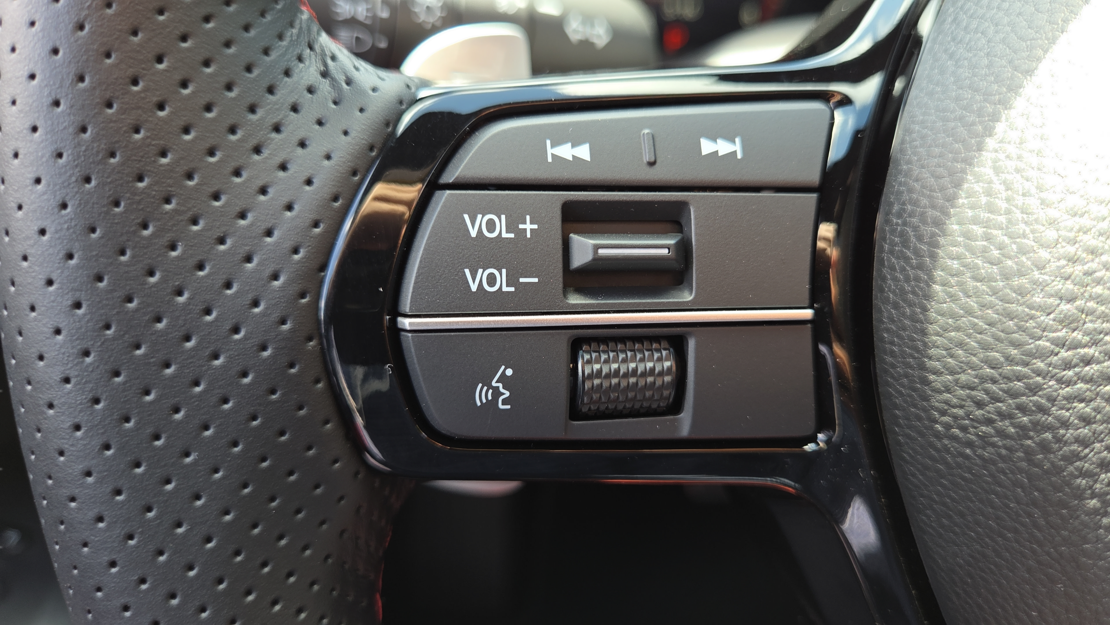2026 Acura ADX A-Spec Package - Photo 24