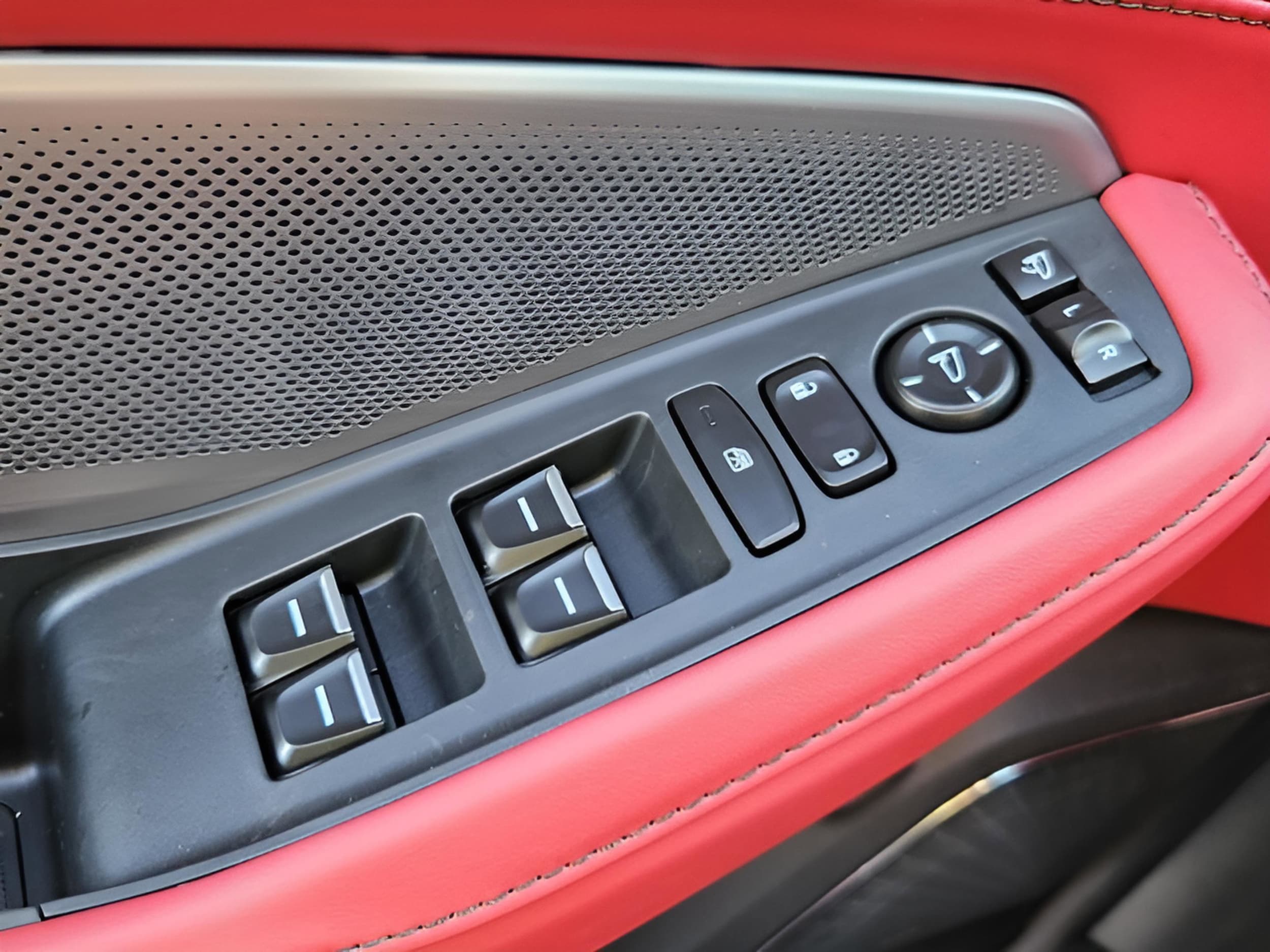 2026 Acura MDX A-Spec Package - Photo 26