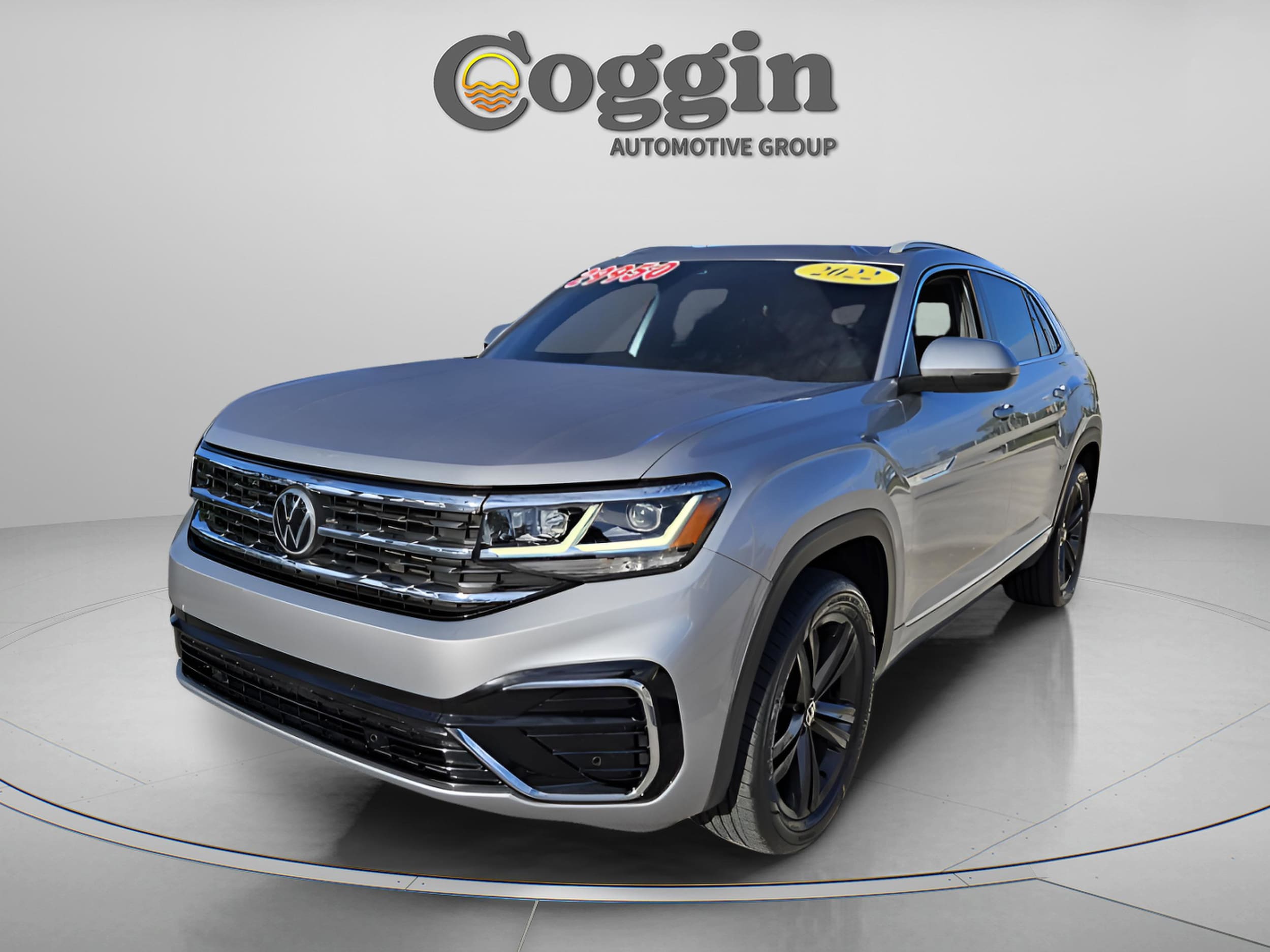 2022 Volkswagen Atlas Cross Sport SEL R-Line