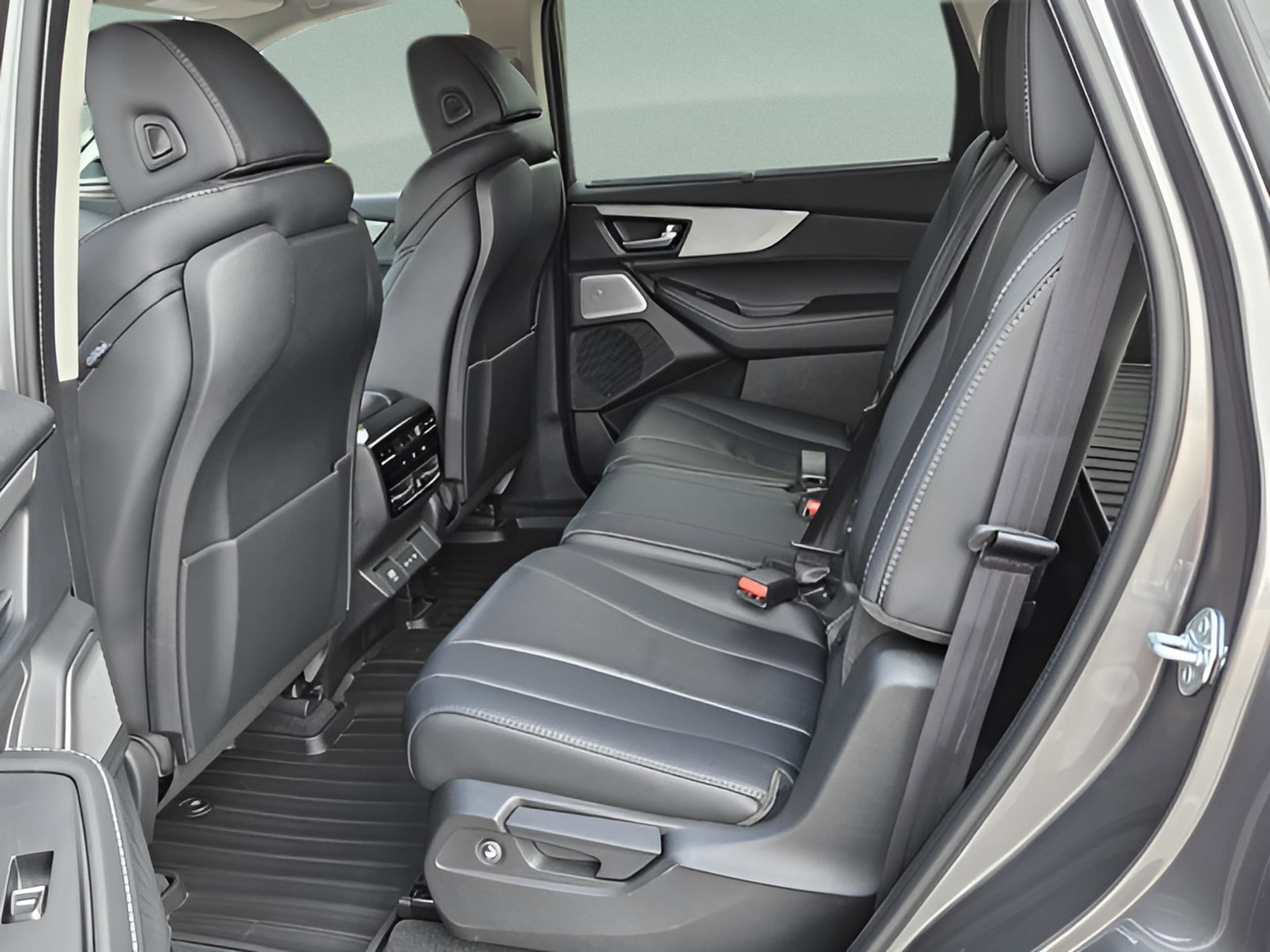 2026 Acura MDX Technology Package - Photo 13