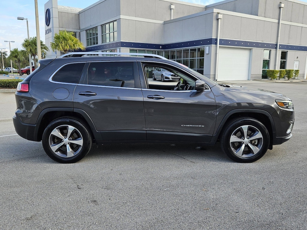 Used 2019 Jeep Cherokee Limited 4x4 SUV