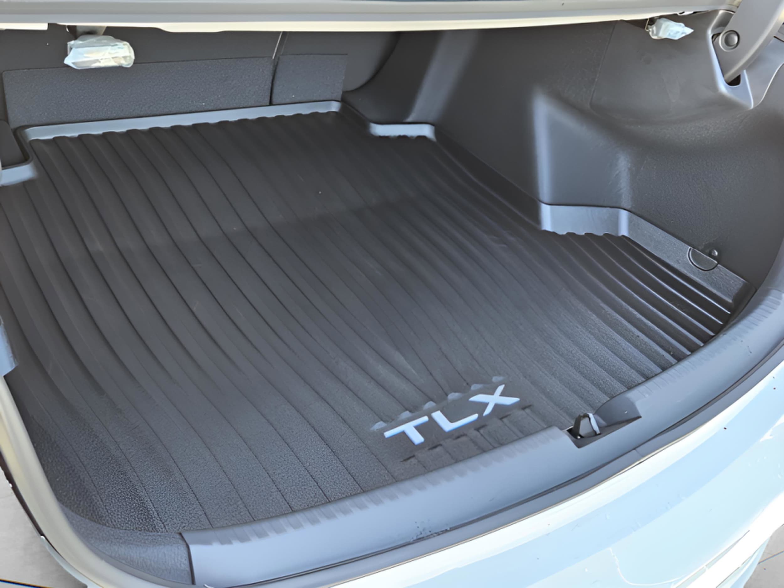 2025 Acura TLX Technology Package - Photo 31