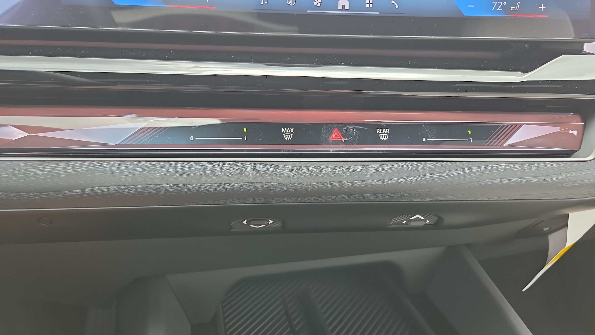 2027 BMW 5 Series 530i - Photo 35