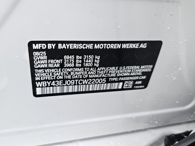 2026 BMW i7 50 - Photo 22