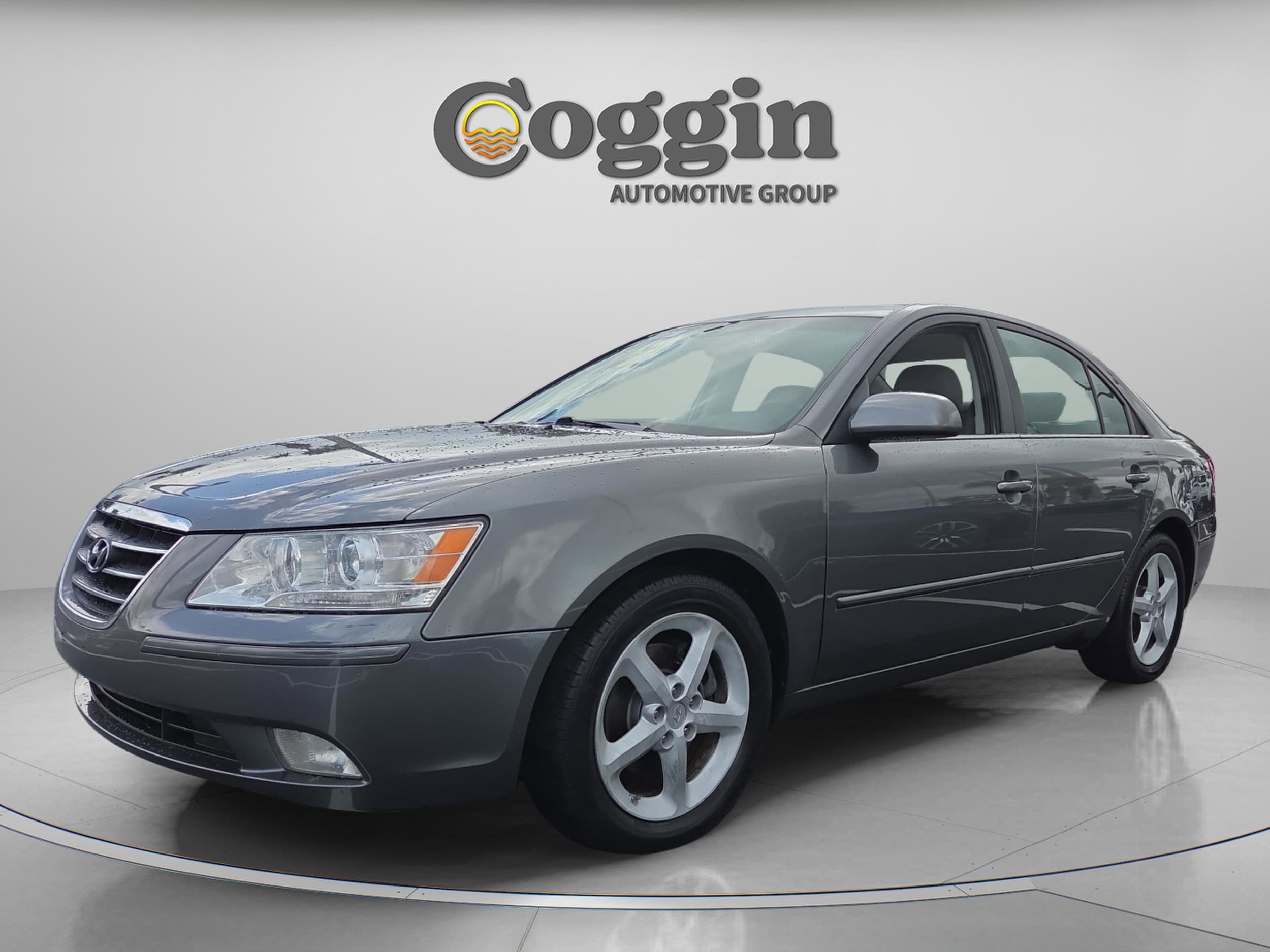 2010 Hyundai Sonata SE V6 A/T's photo