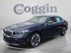 2027 BMW 530i
