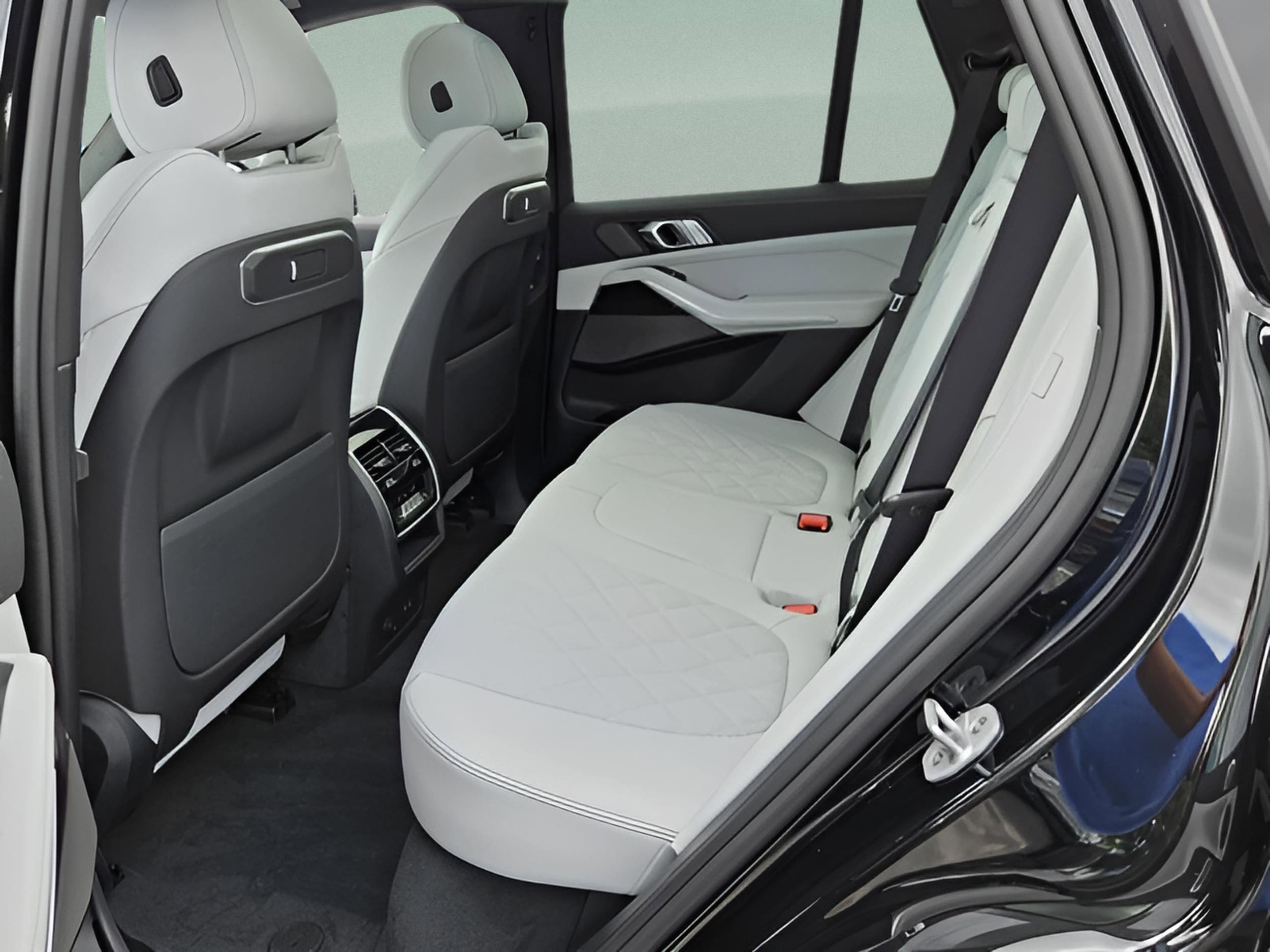 2026 BMW X5 40i - Photo 32