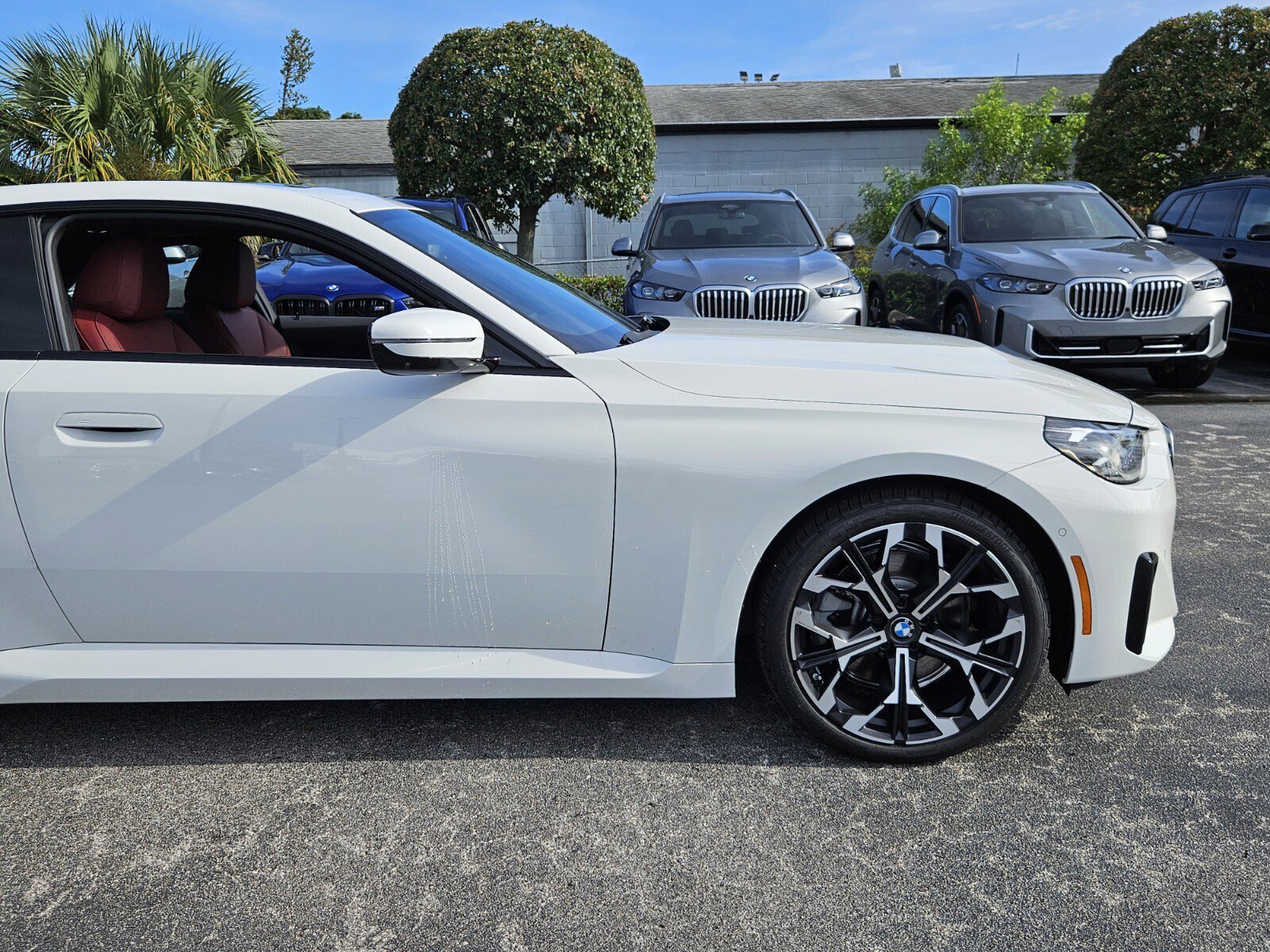 2025 Bmw 230i Coupe photo 2