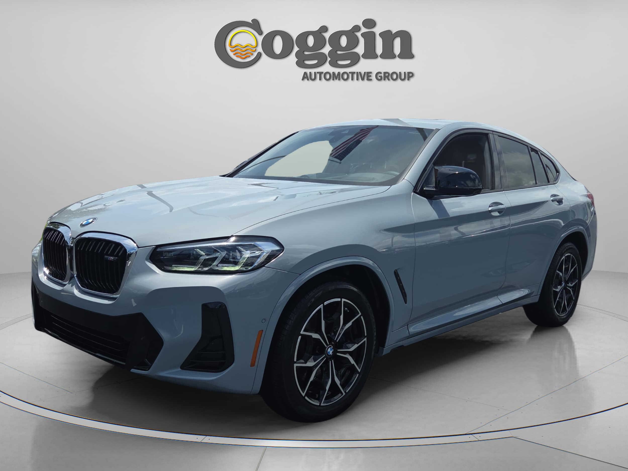 2024 BMW X4 M40i's photo