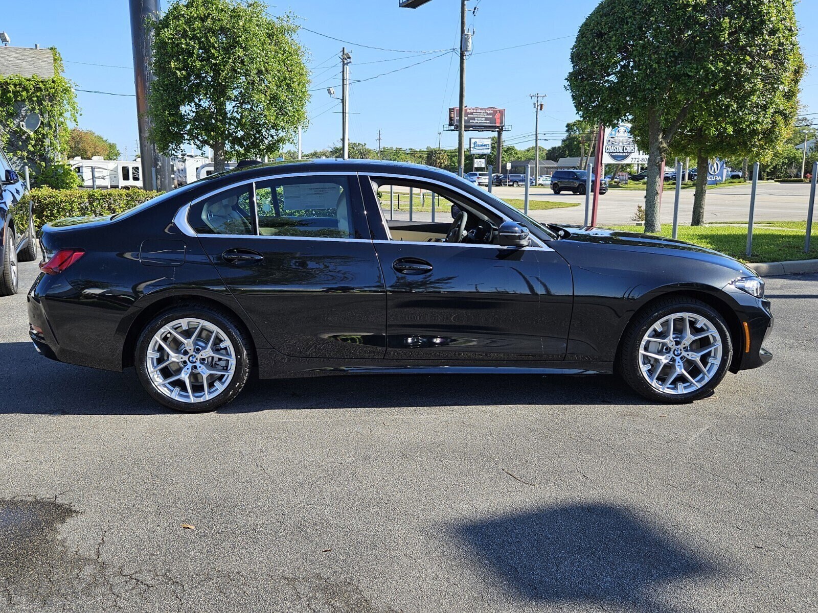 2025 Bmw 330i photo 3