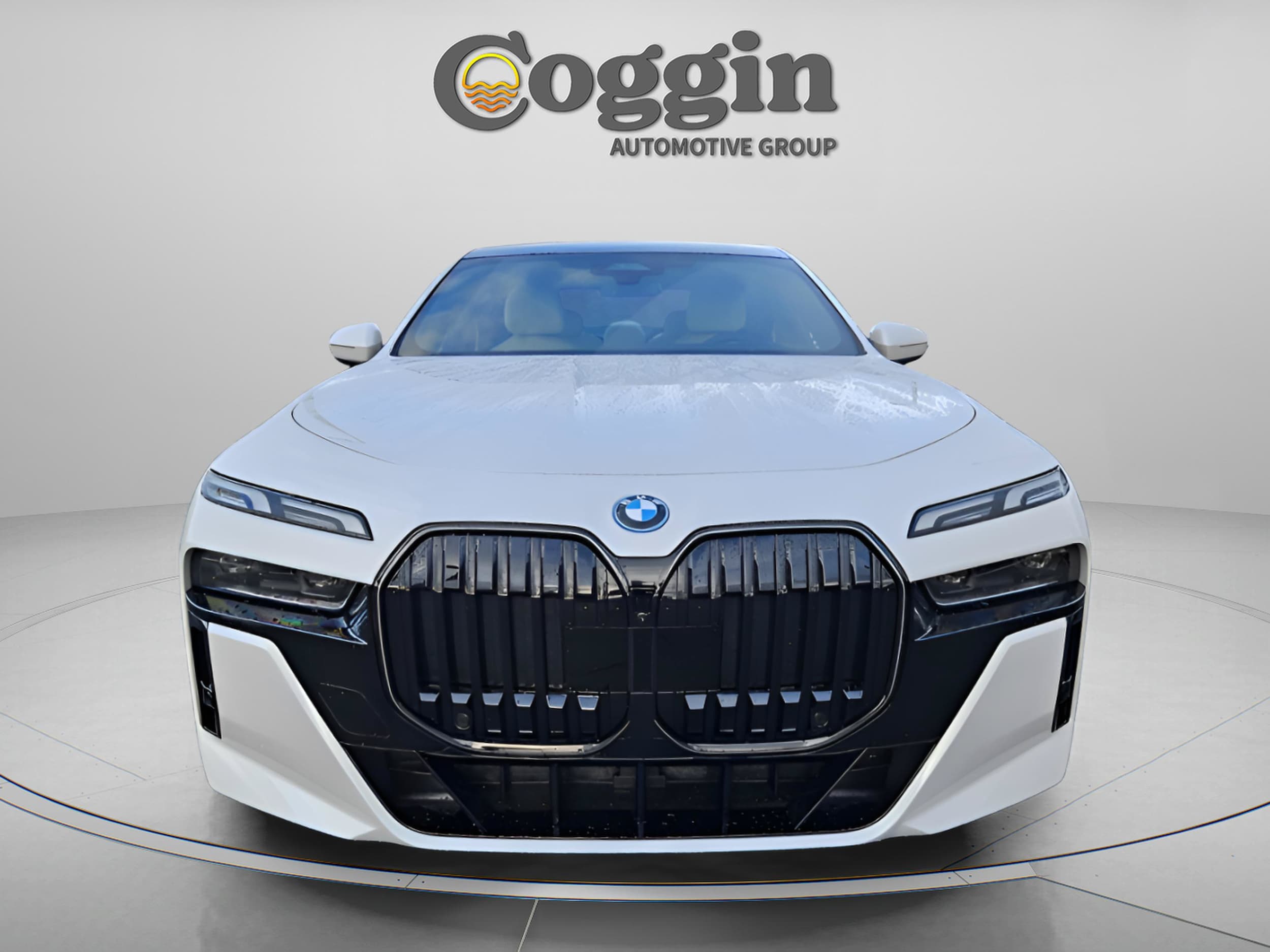 2026 BMW i7 50 - Photo 9