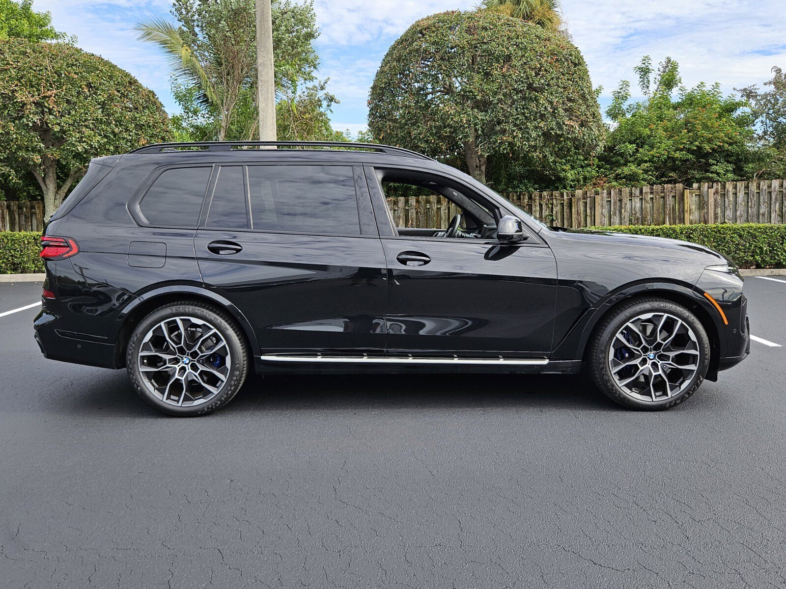 2023 Bmw X7 xDrive40i photo 3