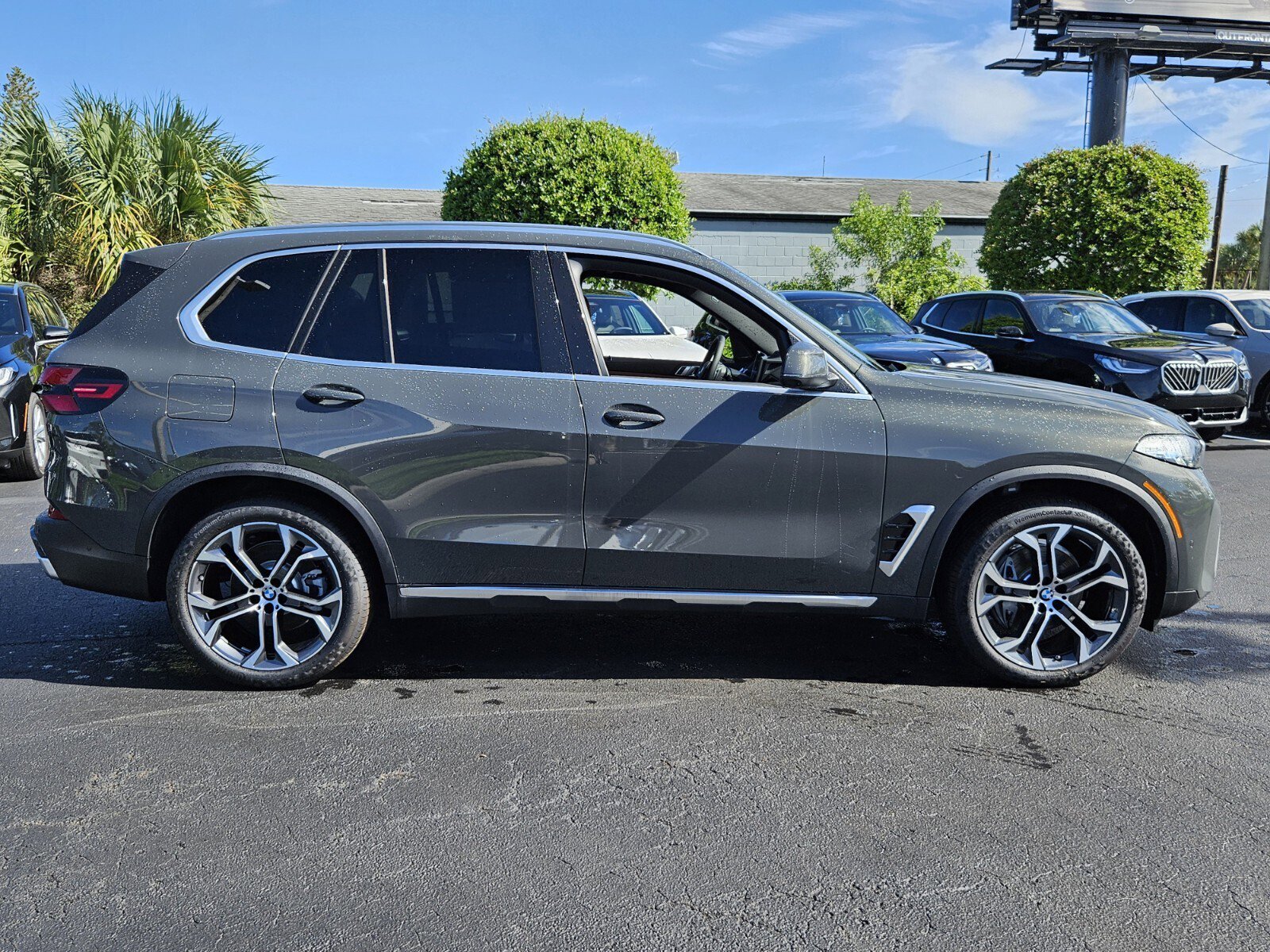 2026 Bmw X5 sDrive40i photo 3