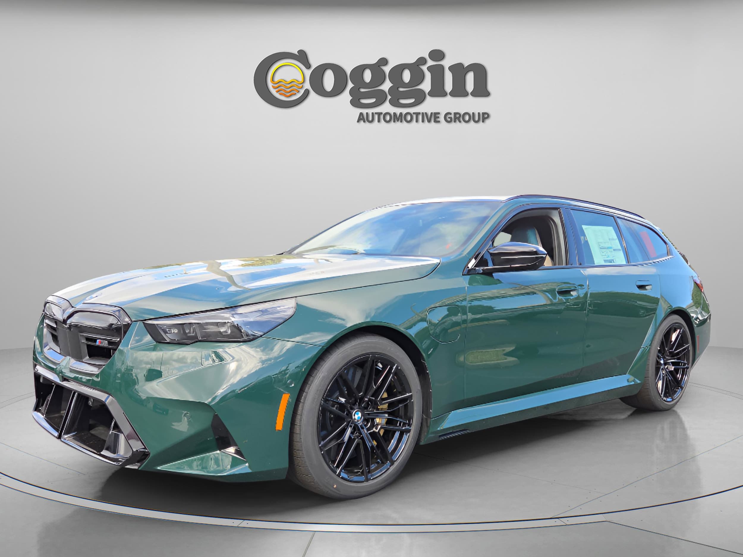 2026 BMW M5 M5 Touring's photo
