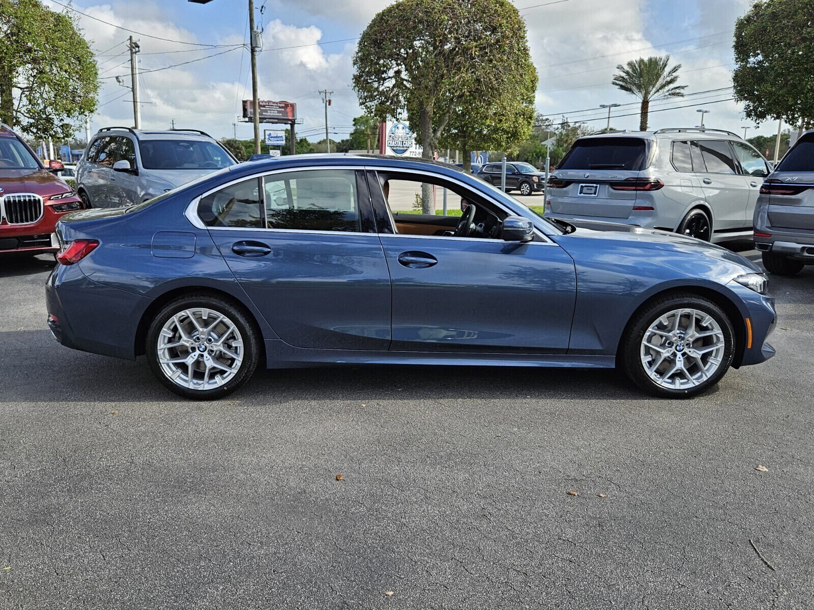 2025 Bmw 330i photo 3