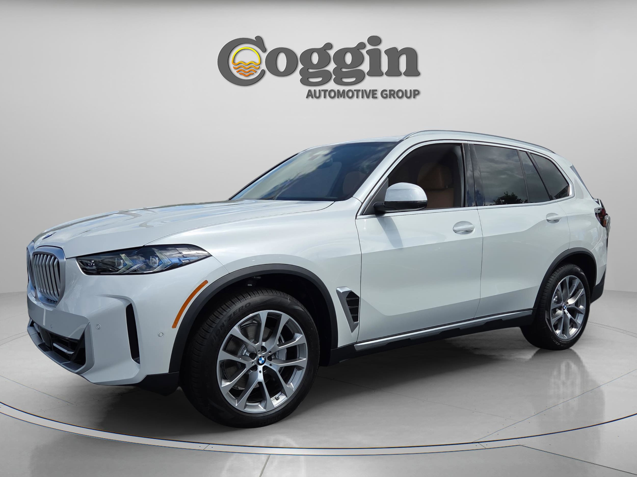 2026 BMW X5 sDrive40i's photo
