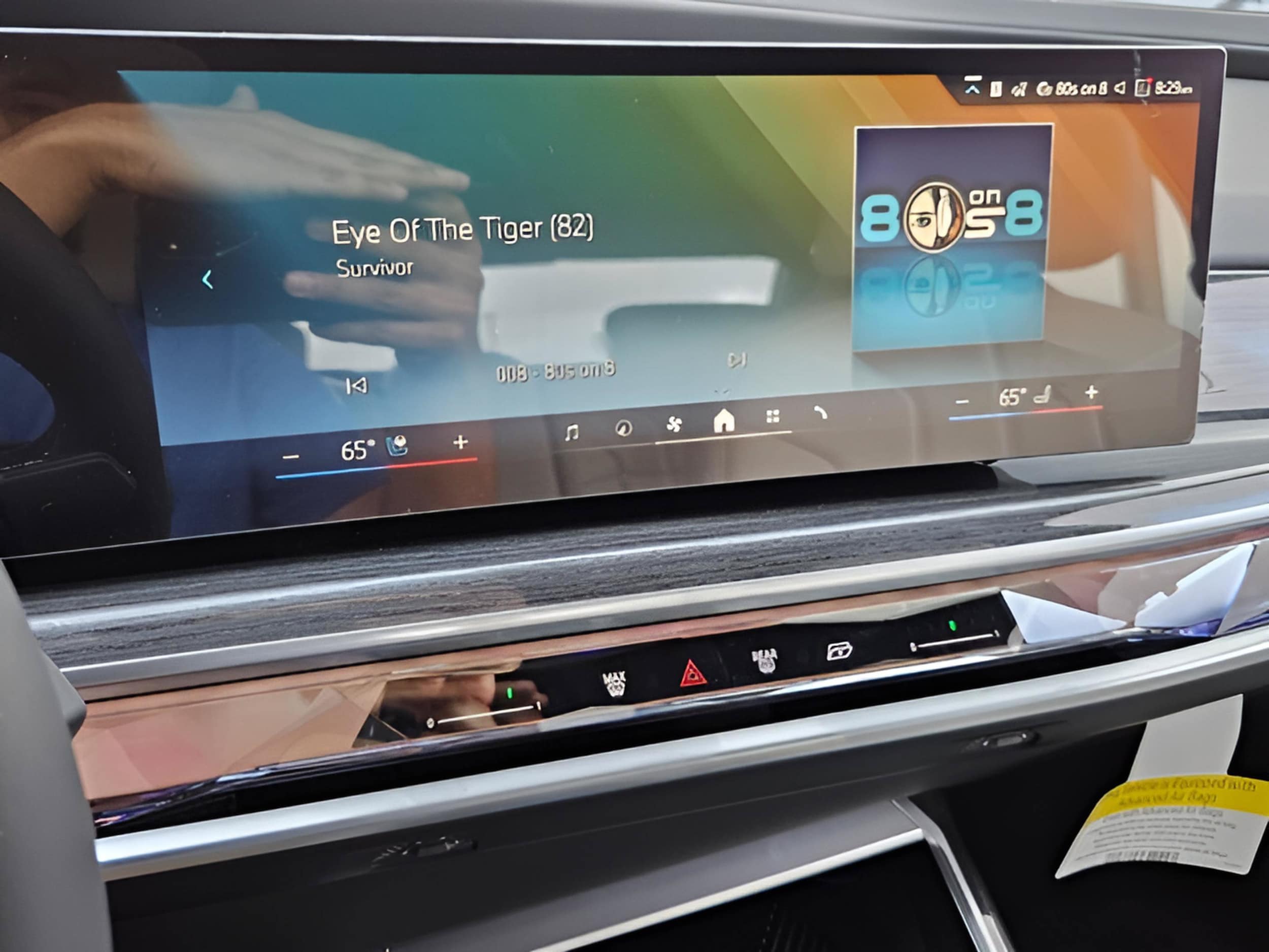 2026 BMW i7 50 - Photo 13