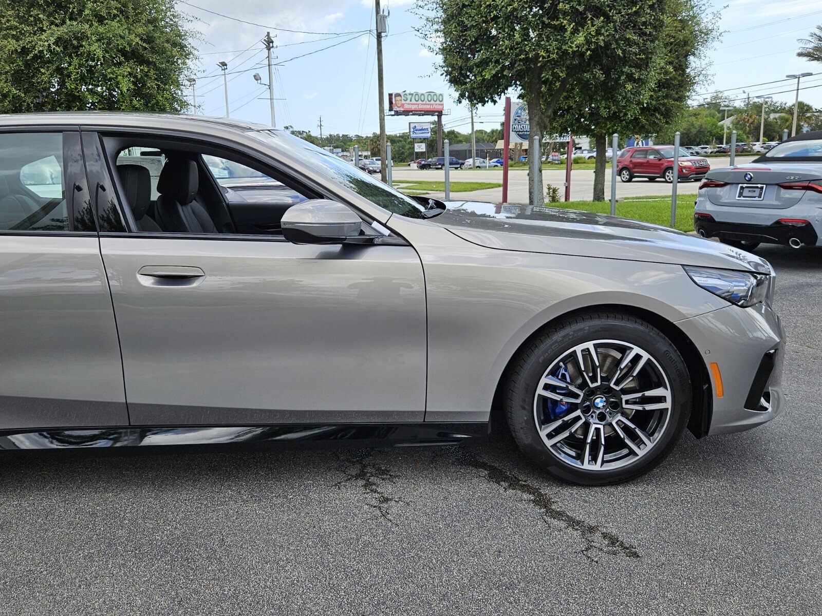 2026 Bmw 530i Sedan photo 2