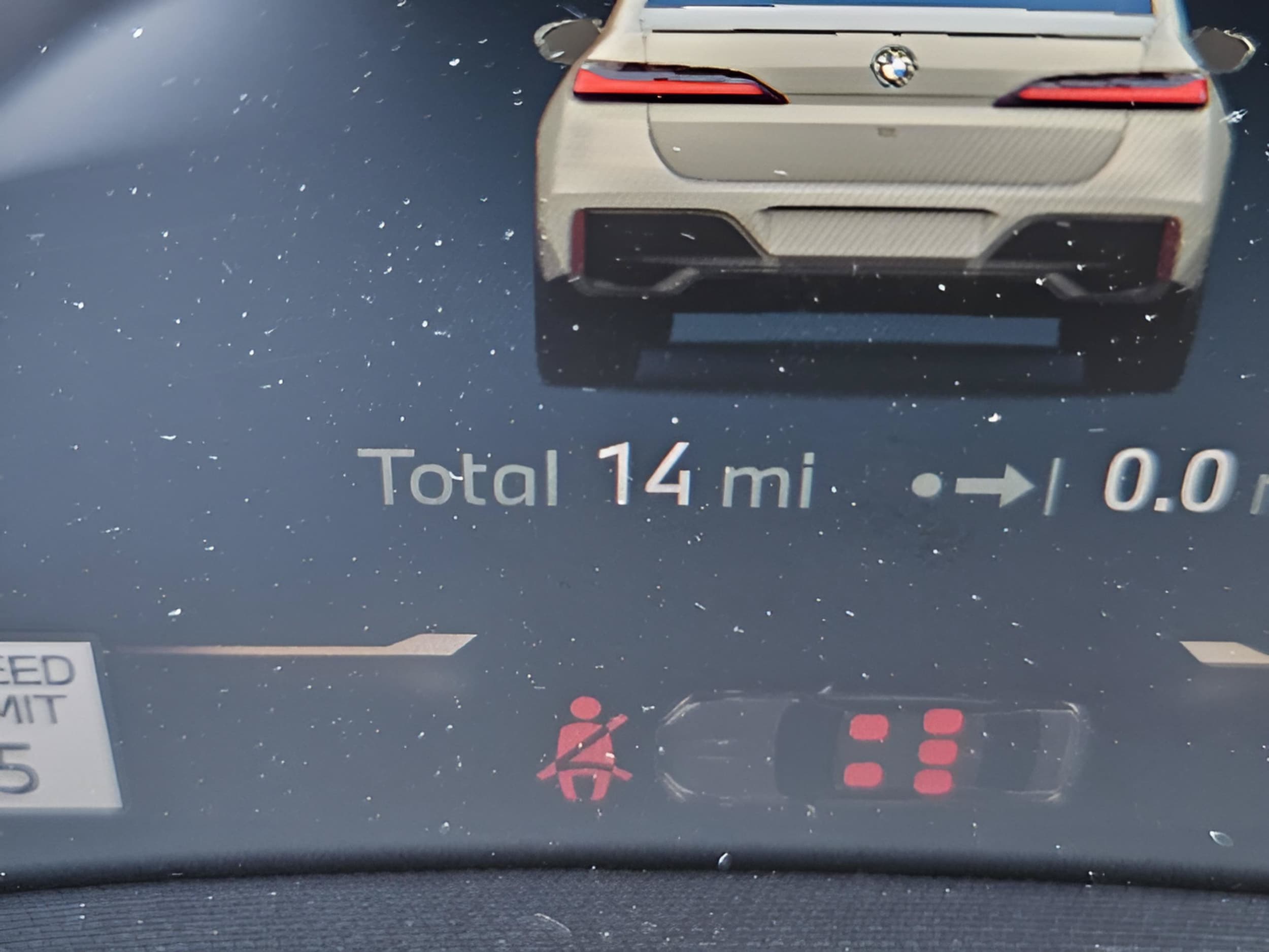 2026 BMW i7 50 - Photo 14