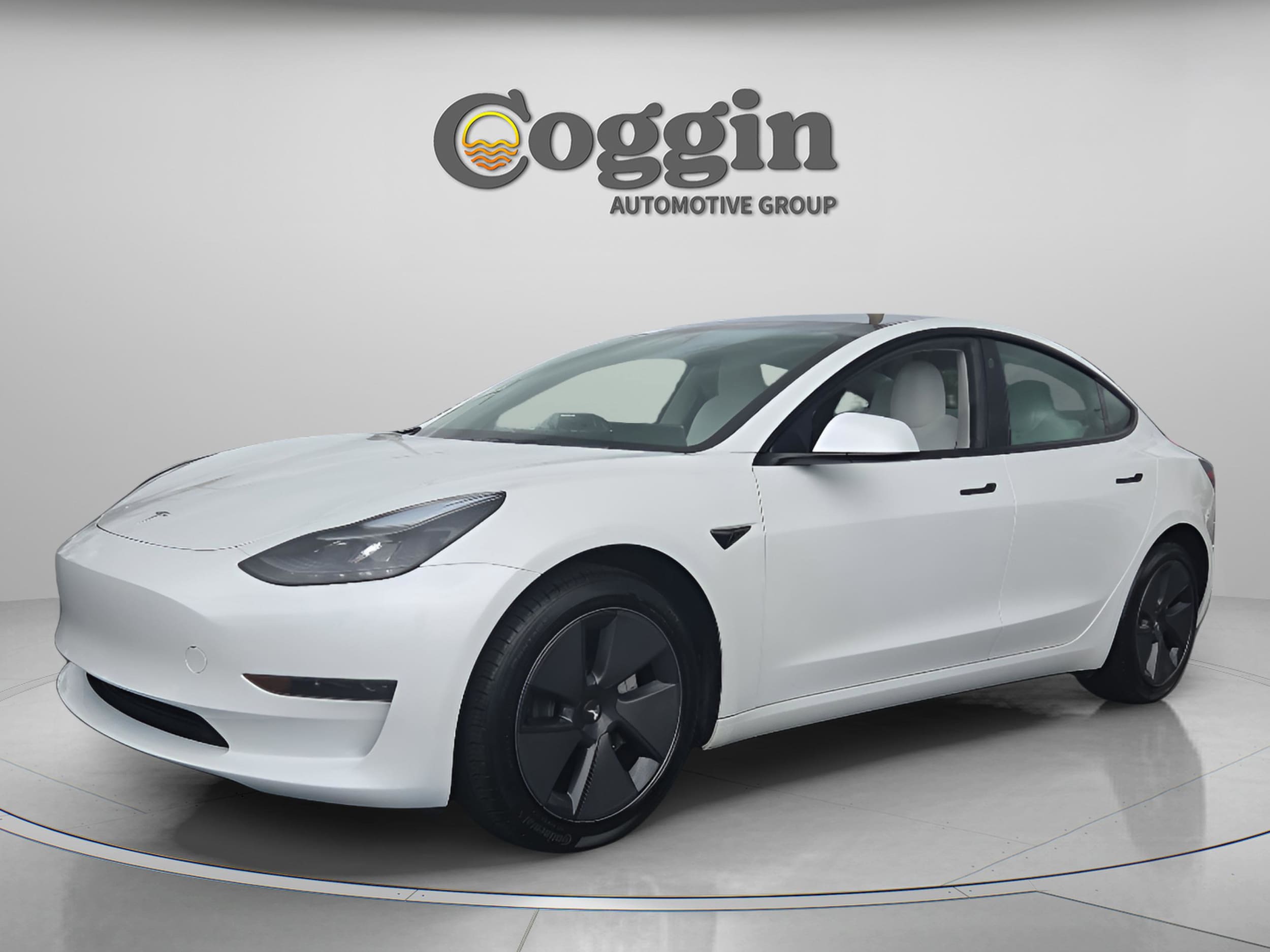 2023 Tesla Model 3 -'s photo