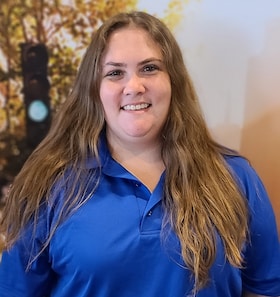 Staff member Amanda Marshall from ID_00fbe048a547