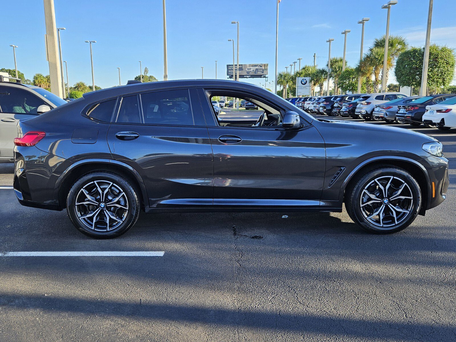 2023 Bmw X4 xDrive30i photo 3