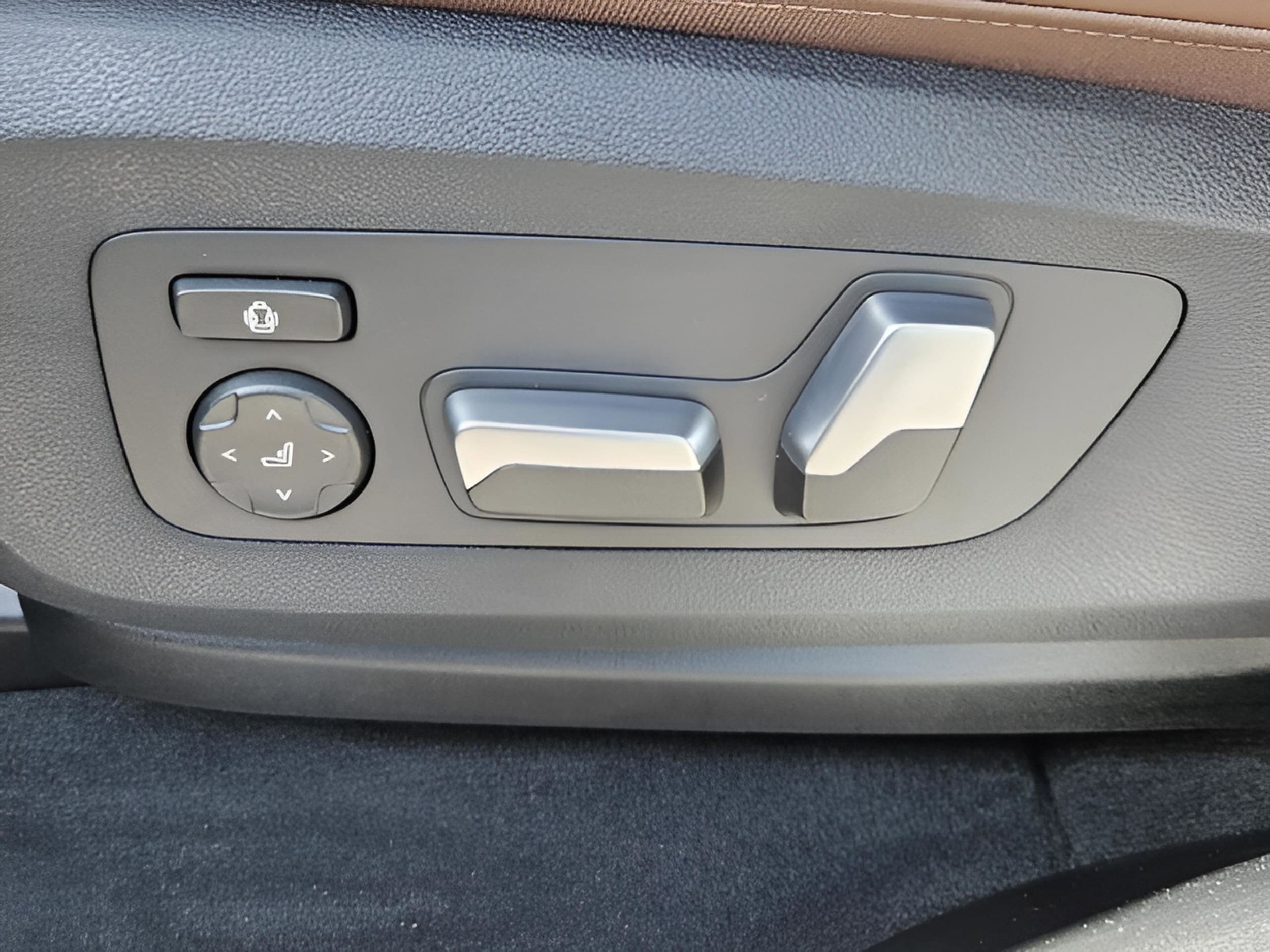 2026 BMW X5 40i - Photo 10