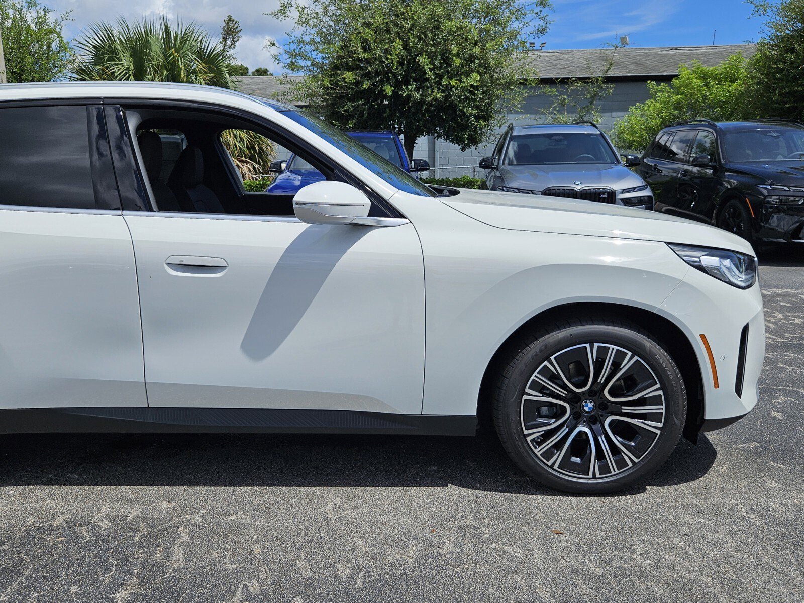 2025 Bmw X3 30x Drive photo 2
