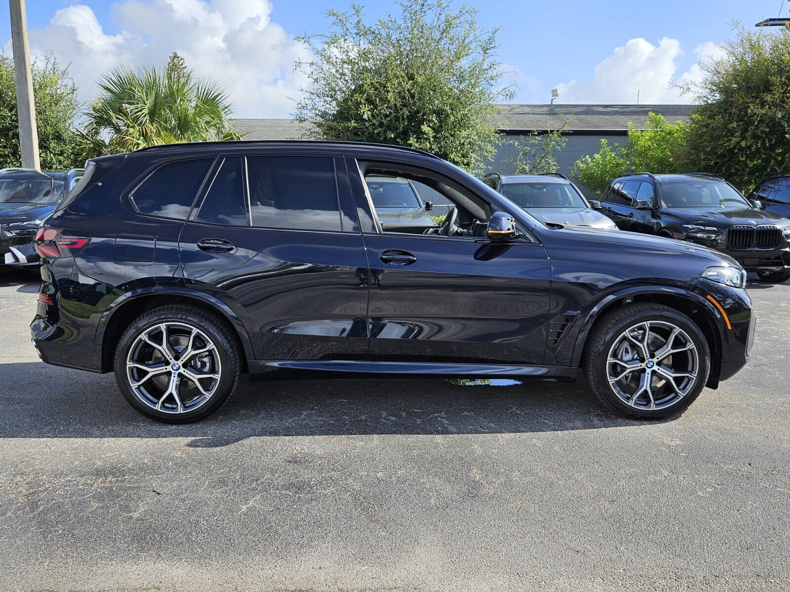 2026 Bmw X5 xDrive40i photo 2