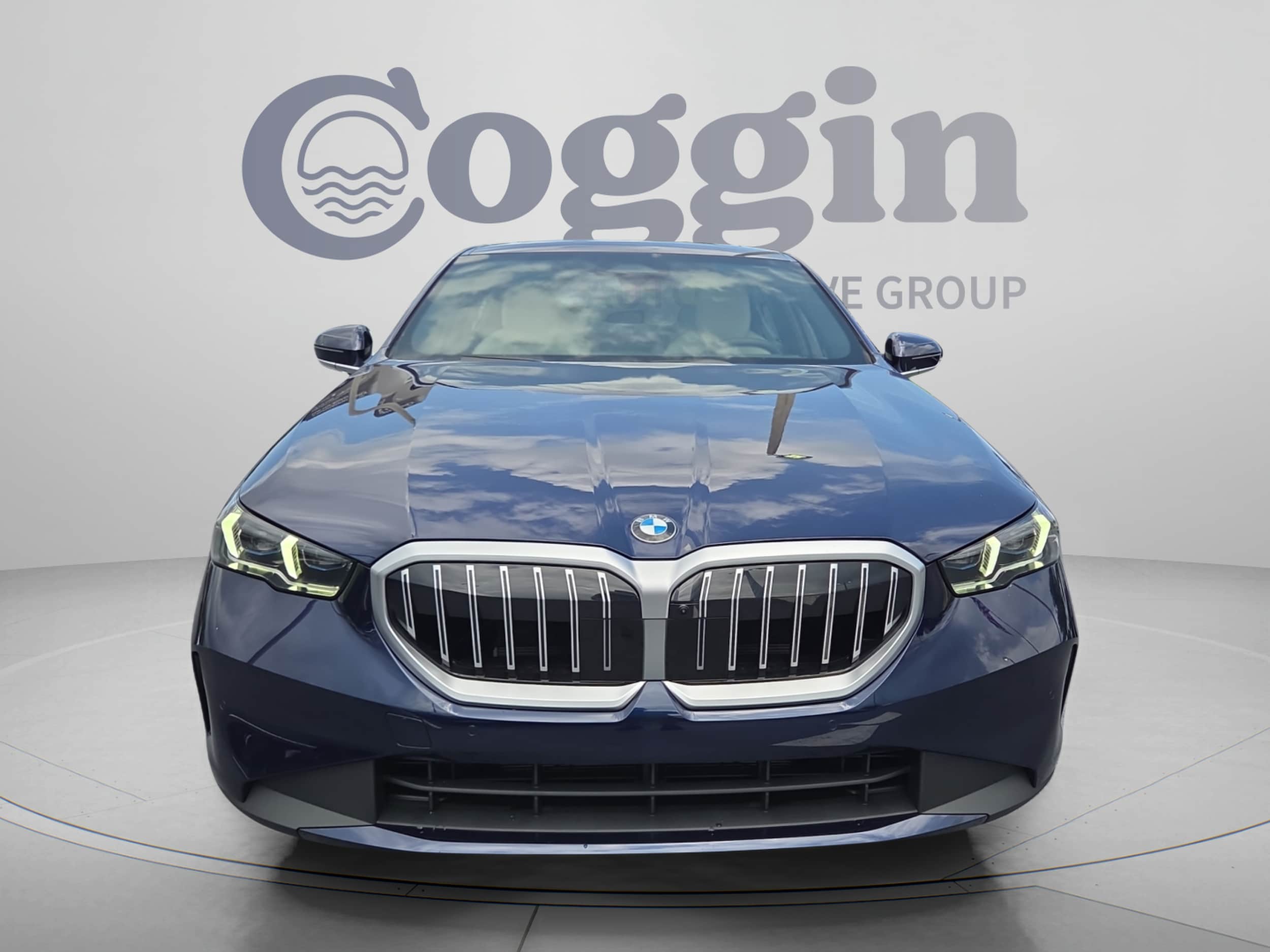 2027 BMW 5 Series 530i - Photo 9