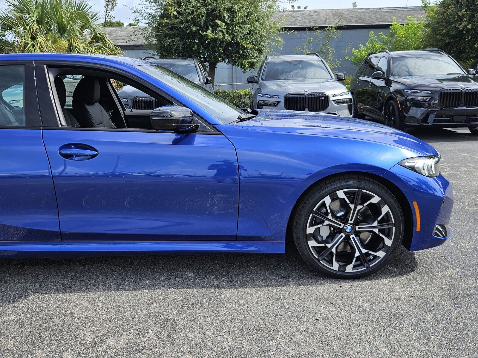 2025 Bmw 330i photo 2