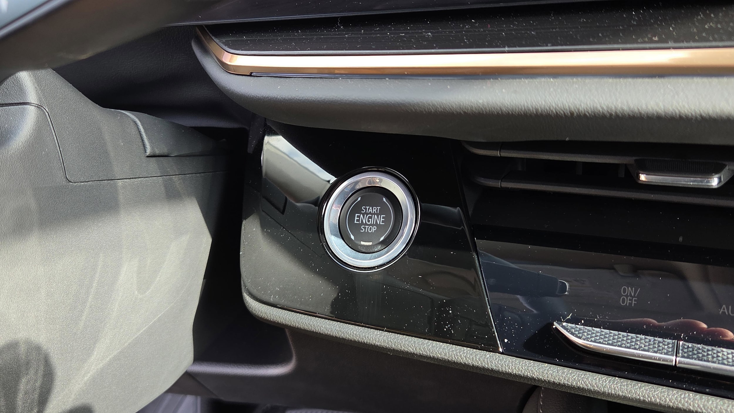 2025 Buick Envision Avenir - Photo 18