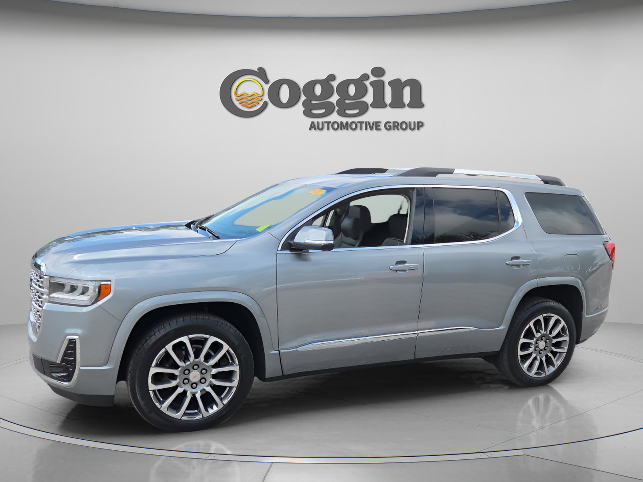 2023 GMC Acadia Denali FWD's photo