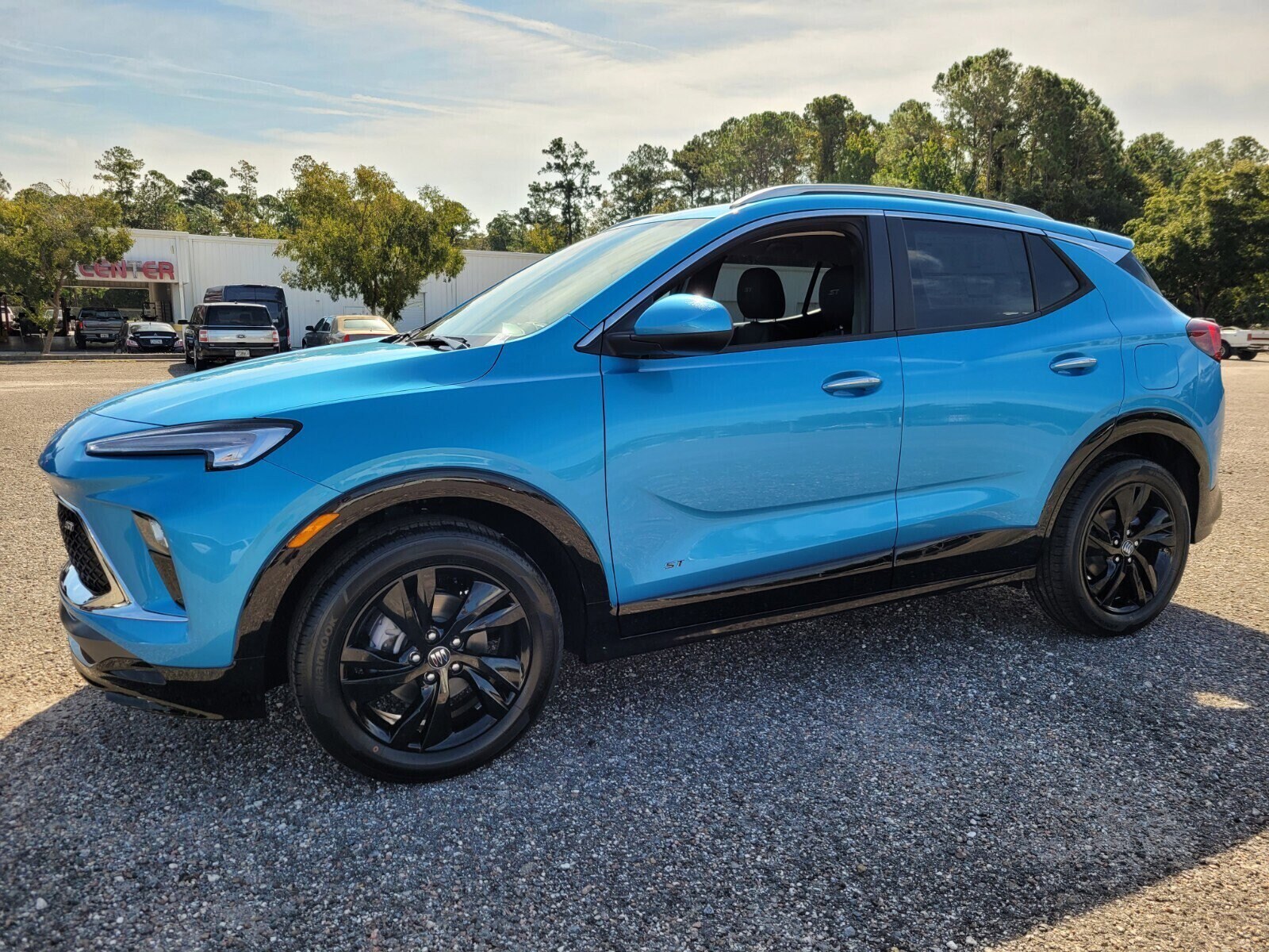 2026 Buick Encore GX Sport Touring photo 2