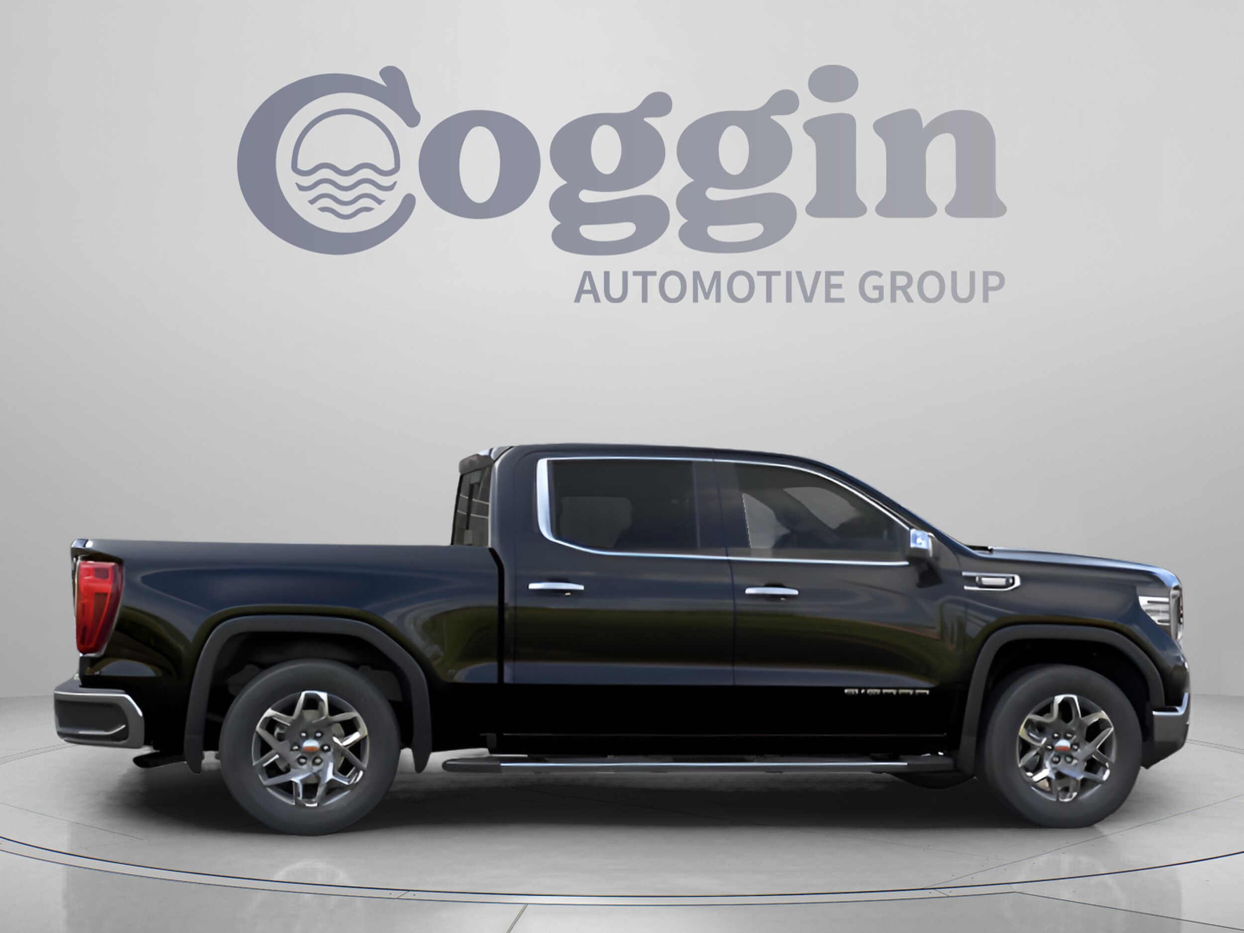 2026 GMC Sierra 1500 SLT - Photo 13