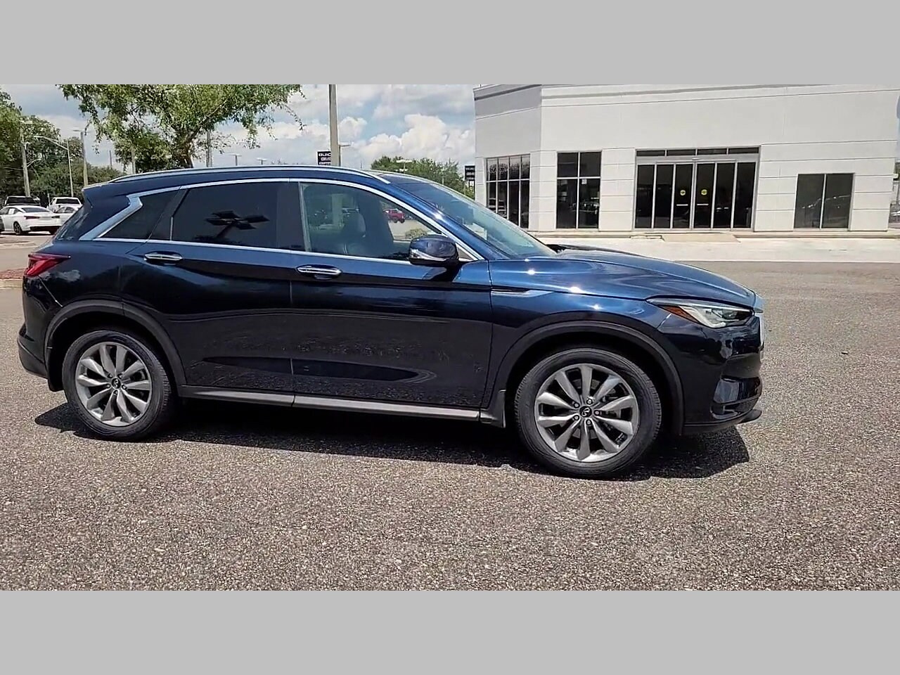 2022 Infiniti QX50 Luxe photo 36