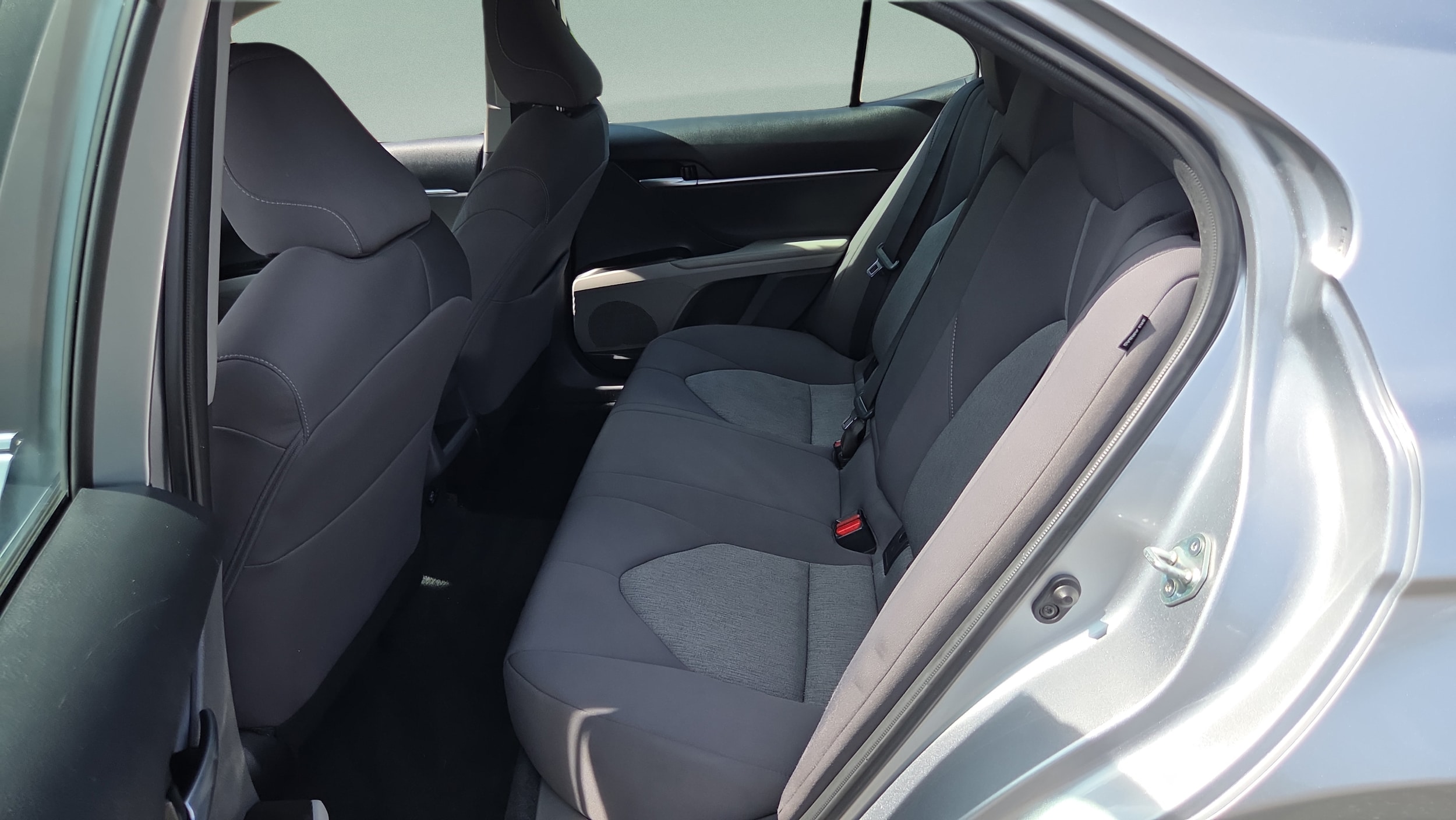 2024 Toyota Camry LE - Photo 10