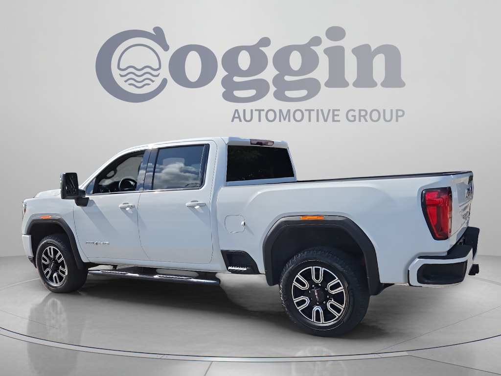Used 2022 GMC Sierra 2500 HD AT4 Truck Crew Cab
