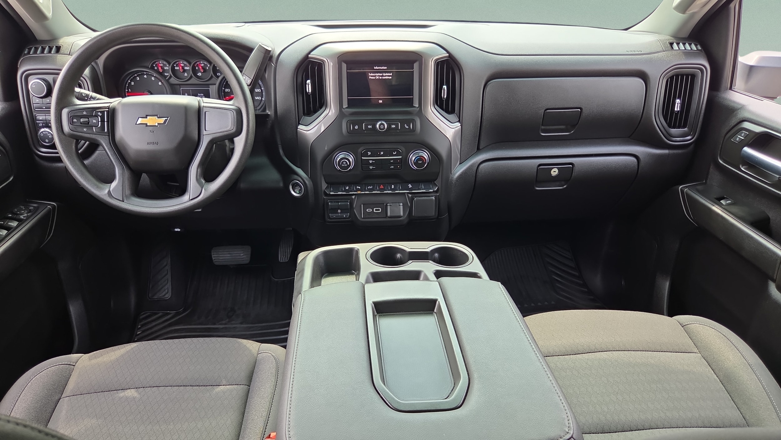 2025 Chevrolet Silverado 2500HD Custom - Photo 12