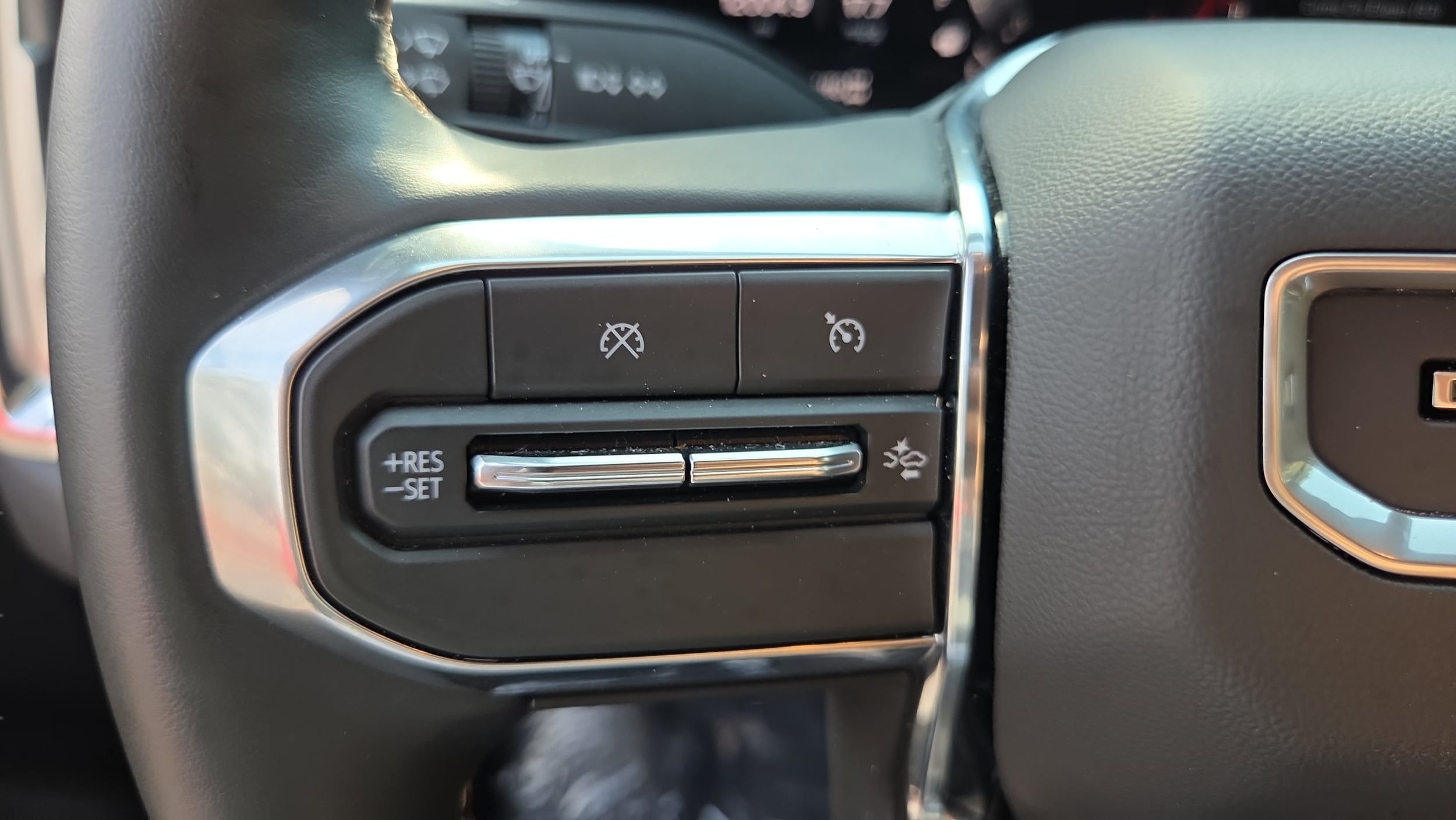 2024 GMC Canyon Denali - Photo 25