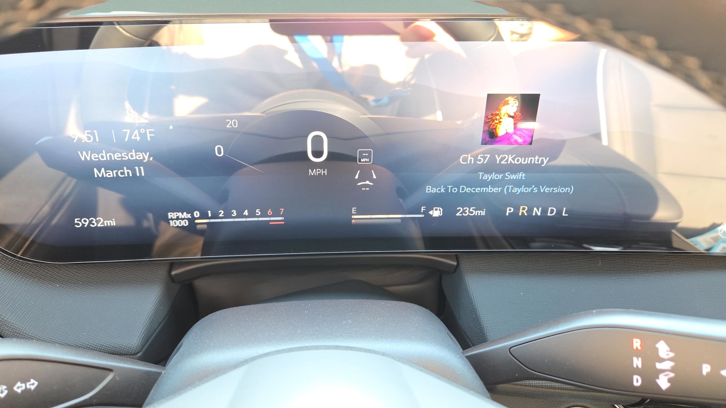 2025 Buick Enclave Preferred - Photo 11