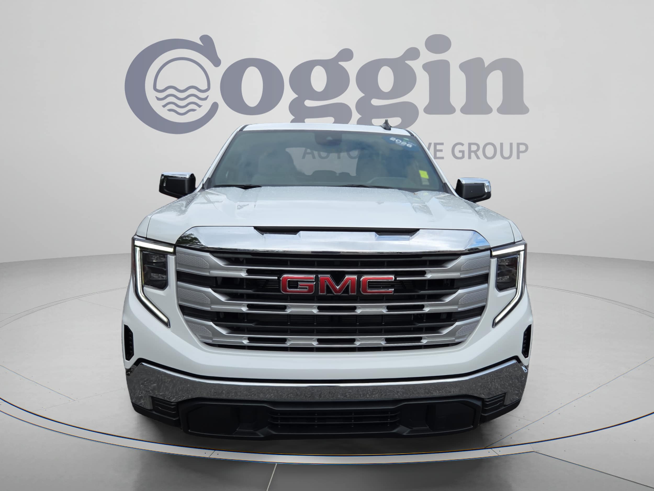 2026 GMC Sierra 1500 SLE - Photo 9