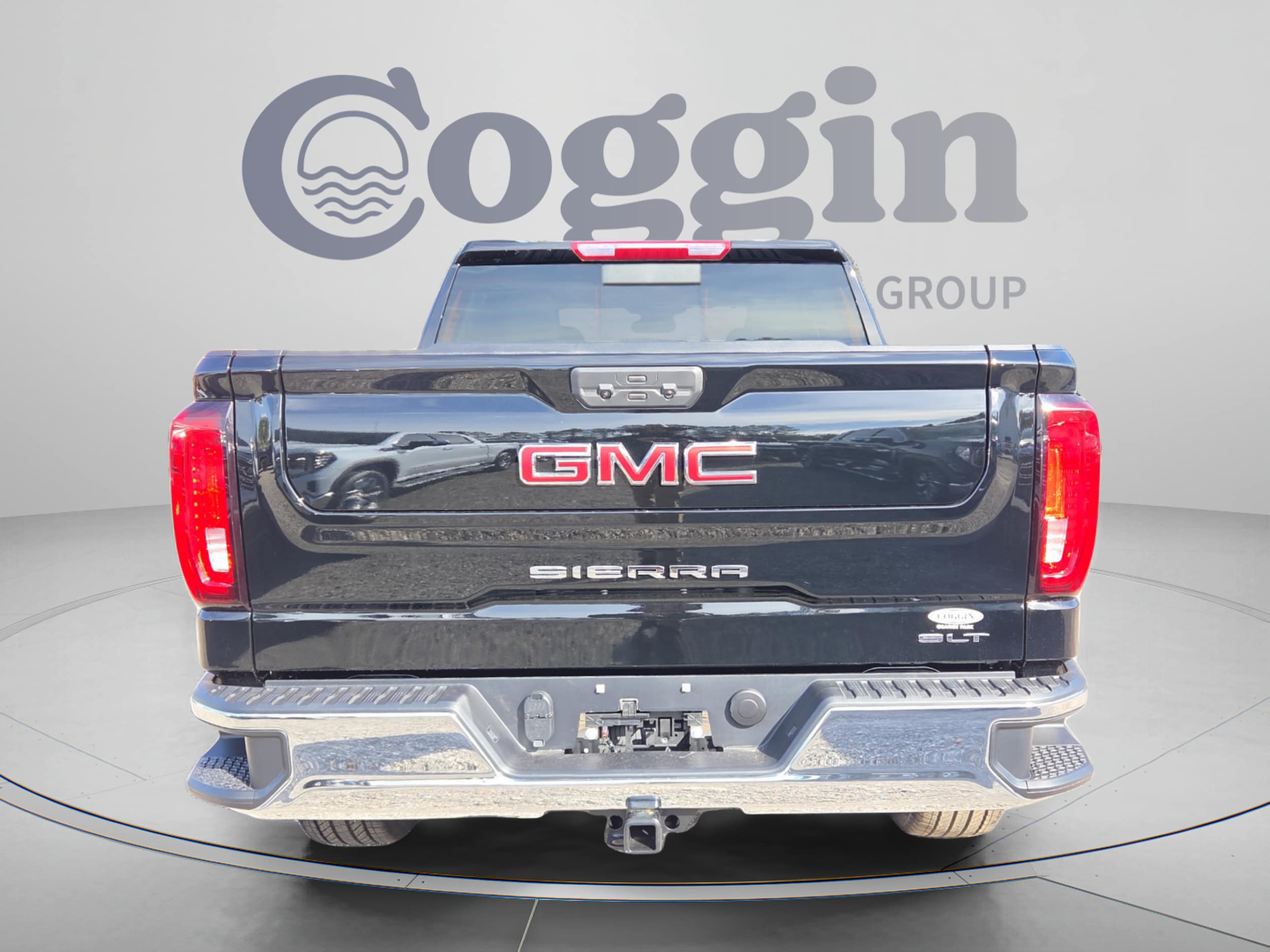 2026 GMC Sierra 1500 SLT - Photo 10