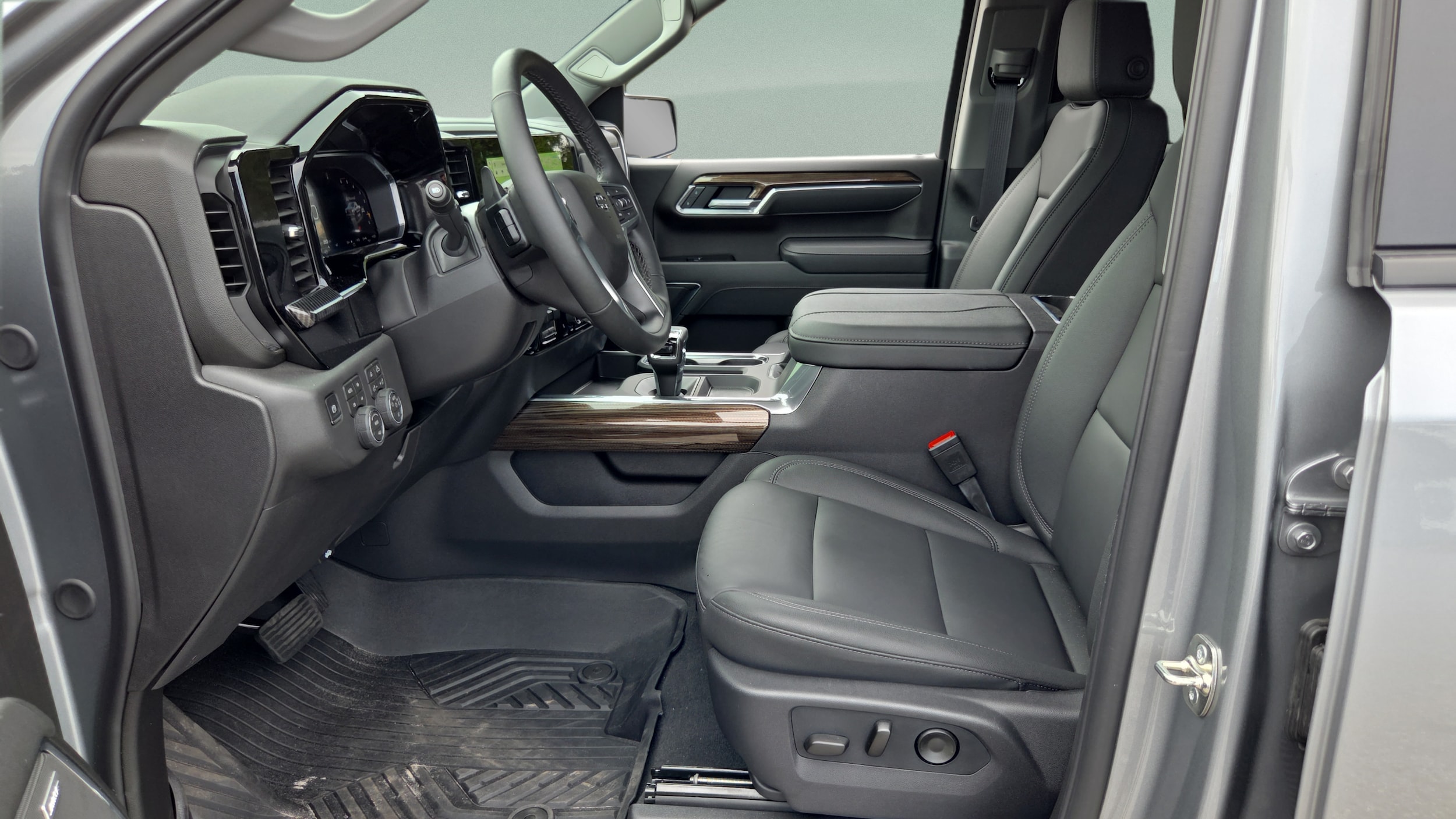 2026 Chevrolet Silverado 1500 LT Trail Boss - Photo 9
