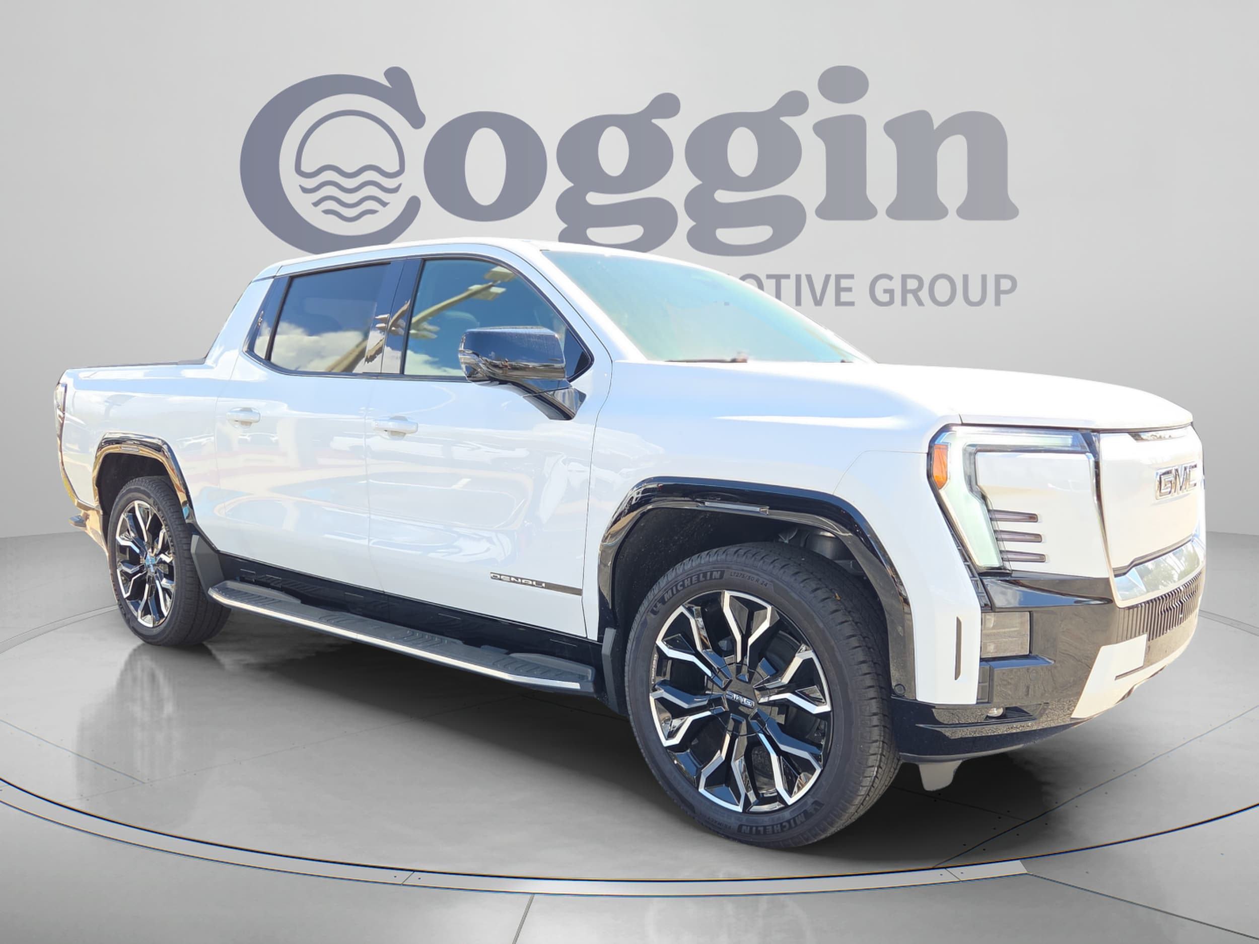 2025 GMC Sierra EV Denali - Photo 7