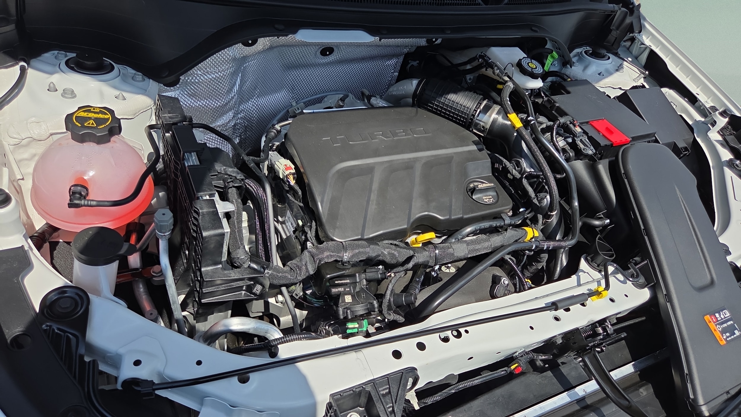 2026 Buick Envista Sport Touring - Photo 18