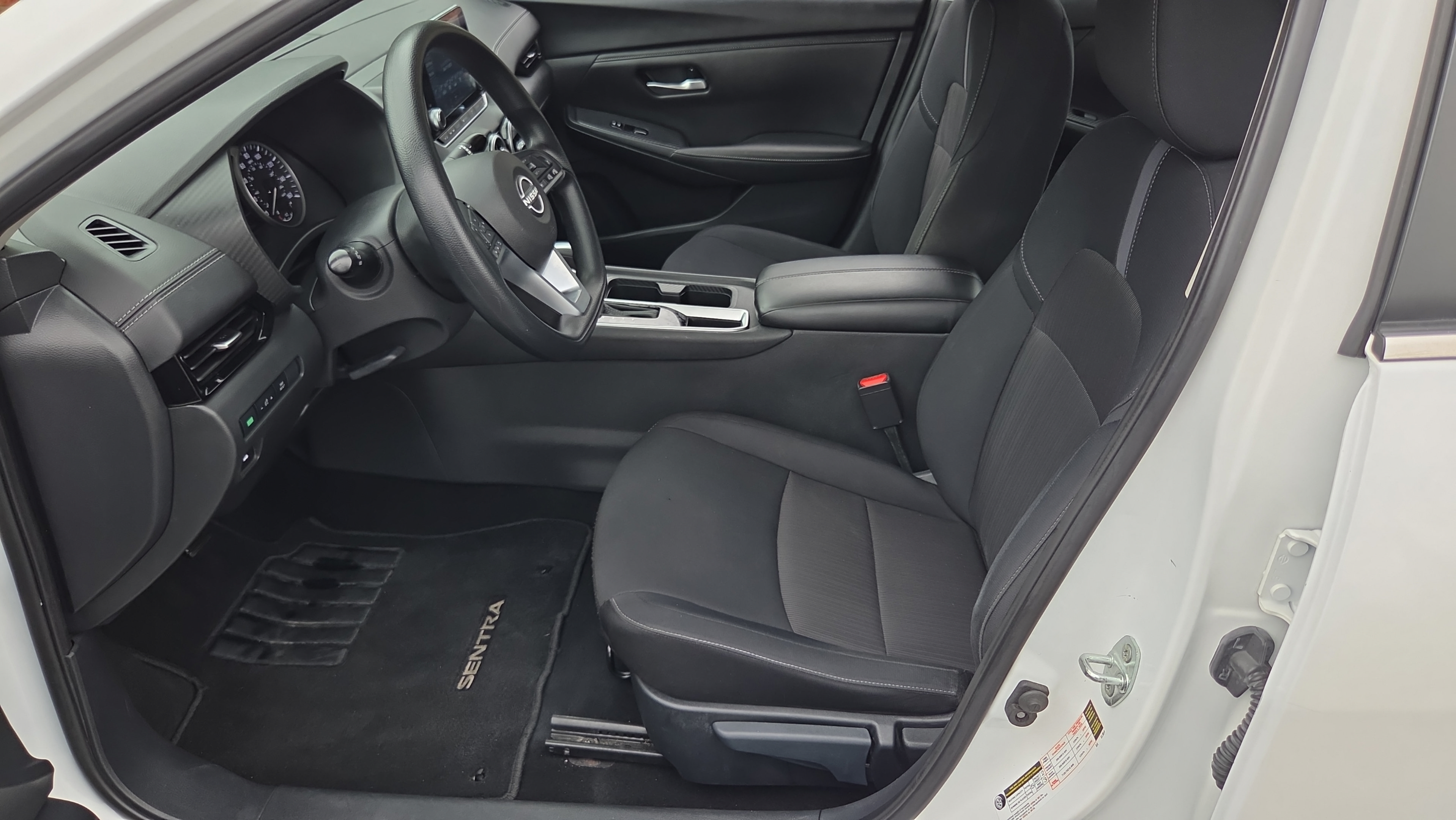 2024 Nissan Sentra SV - Photo 10